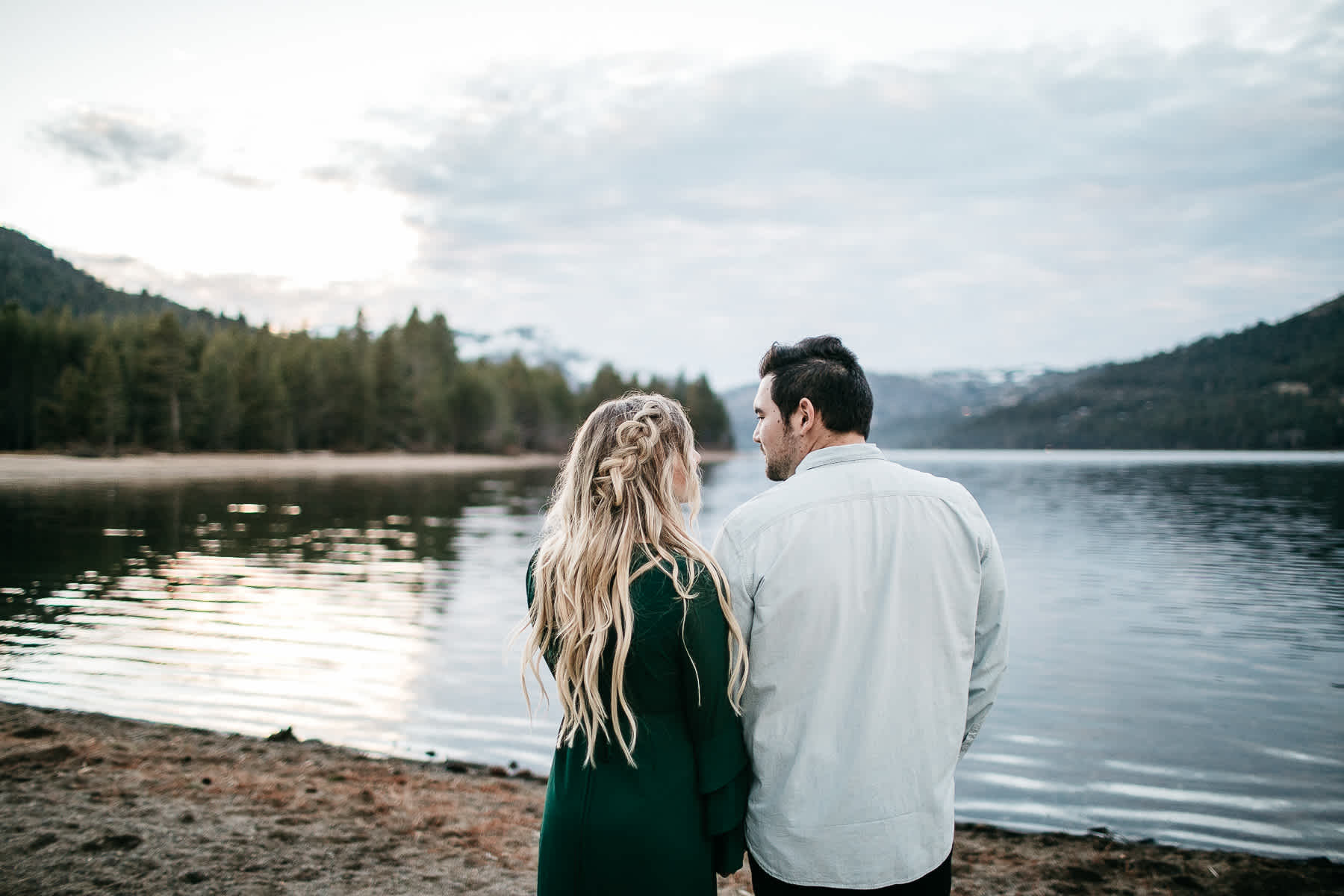 donner-lake-tahoe-national-forest-fall-engagement-session-37