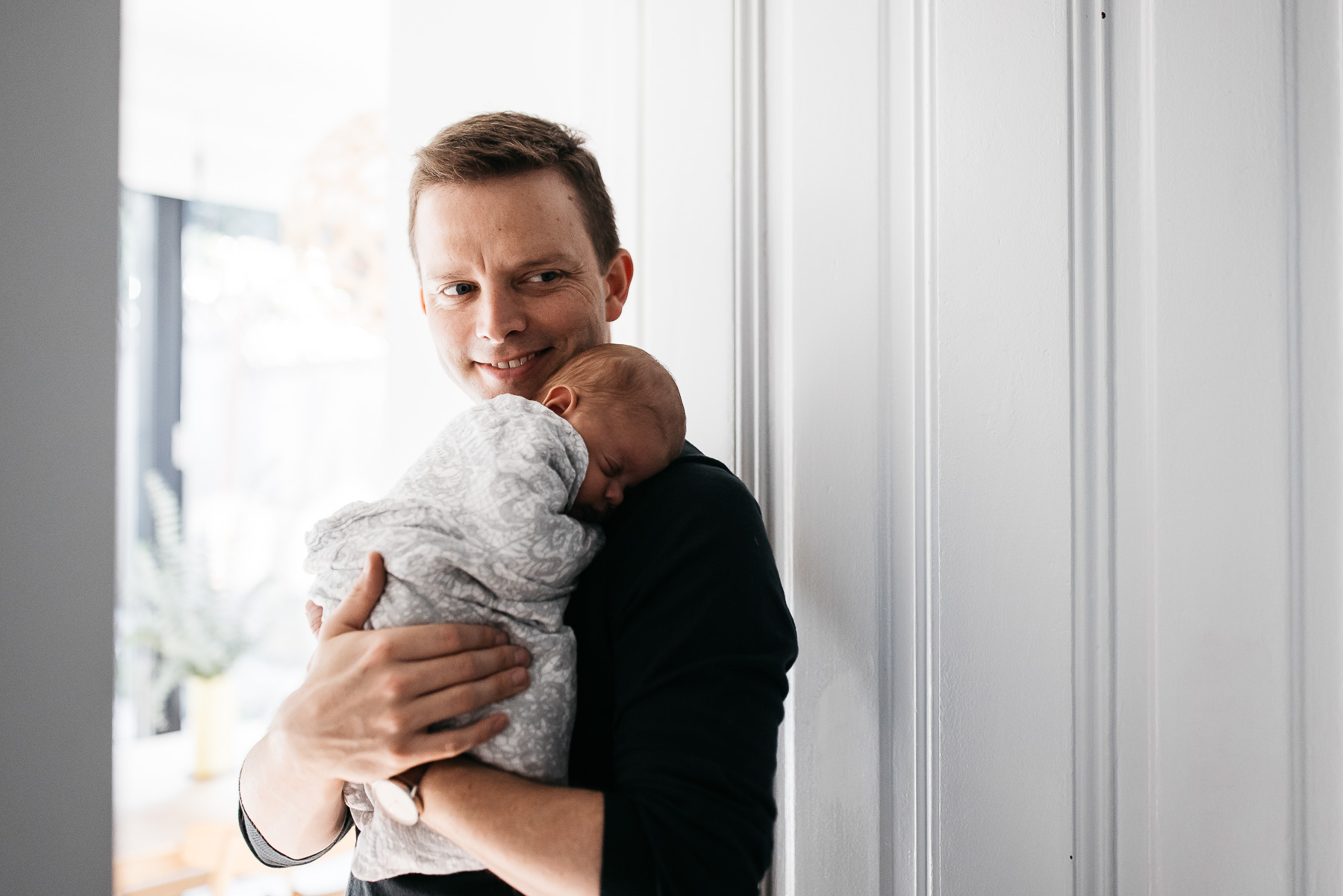 lifestyle-newborn-session-sf-second-child-18