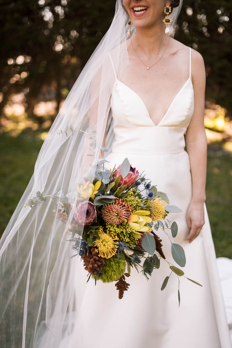 Willow-Camp-Stinson-Beach-Community-Center-Sunny-Winter-Wedding-38