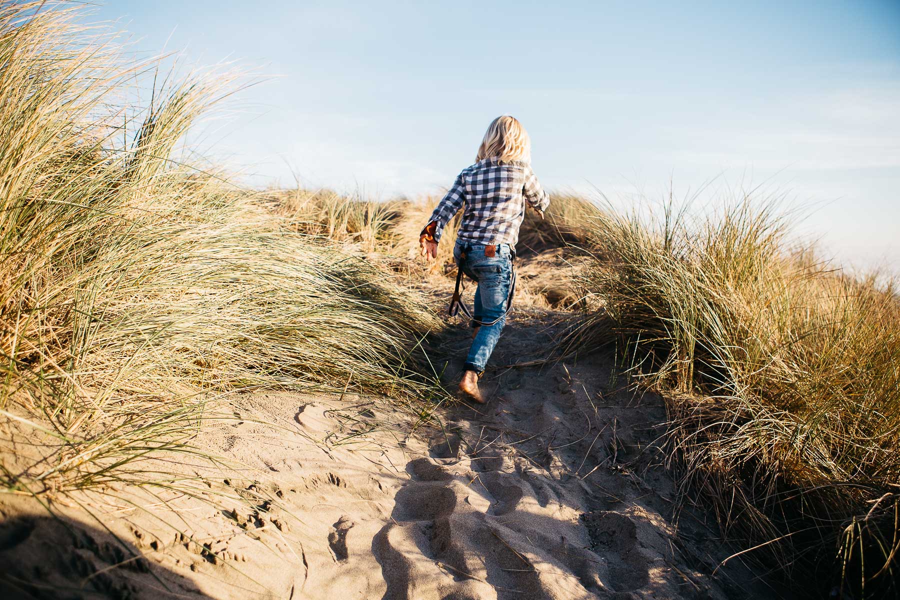 little-boy-running-ocean-beach-sf
