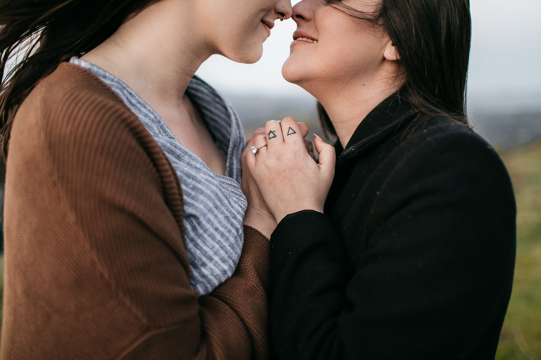 oakland-hills-sunset-engagement-golden-light-session-25