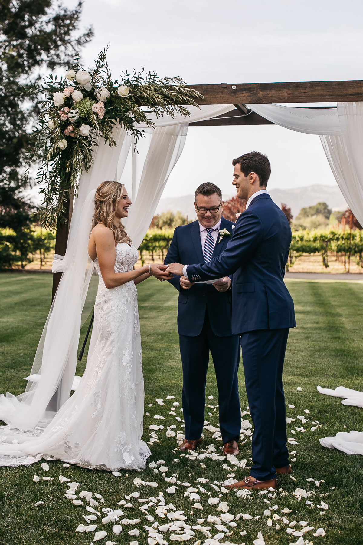 healdsburg-trentadue-winery-summer-wedding-29