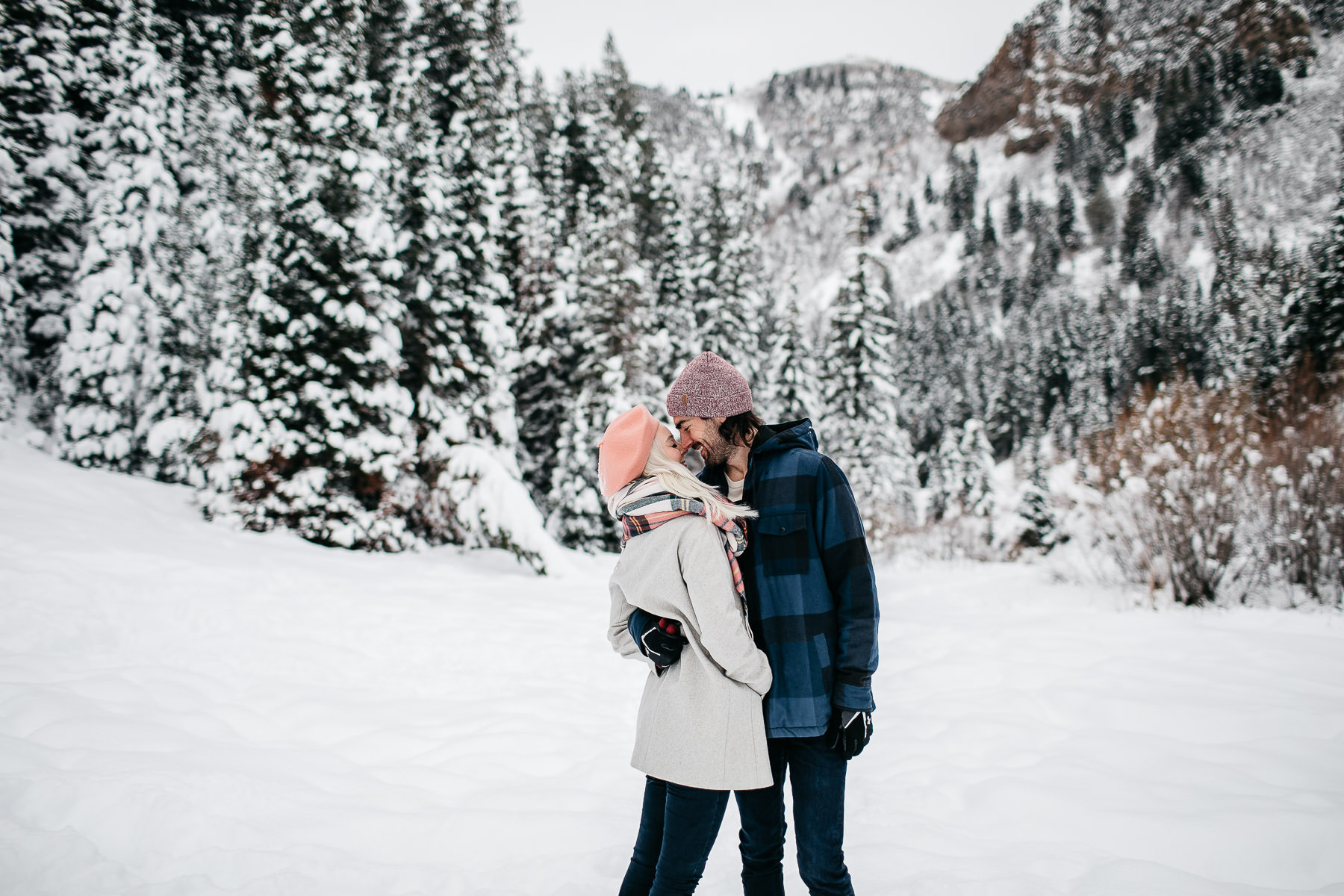 salt-lake-city-big-cottonwood-canyon-couple-session-30