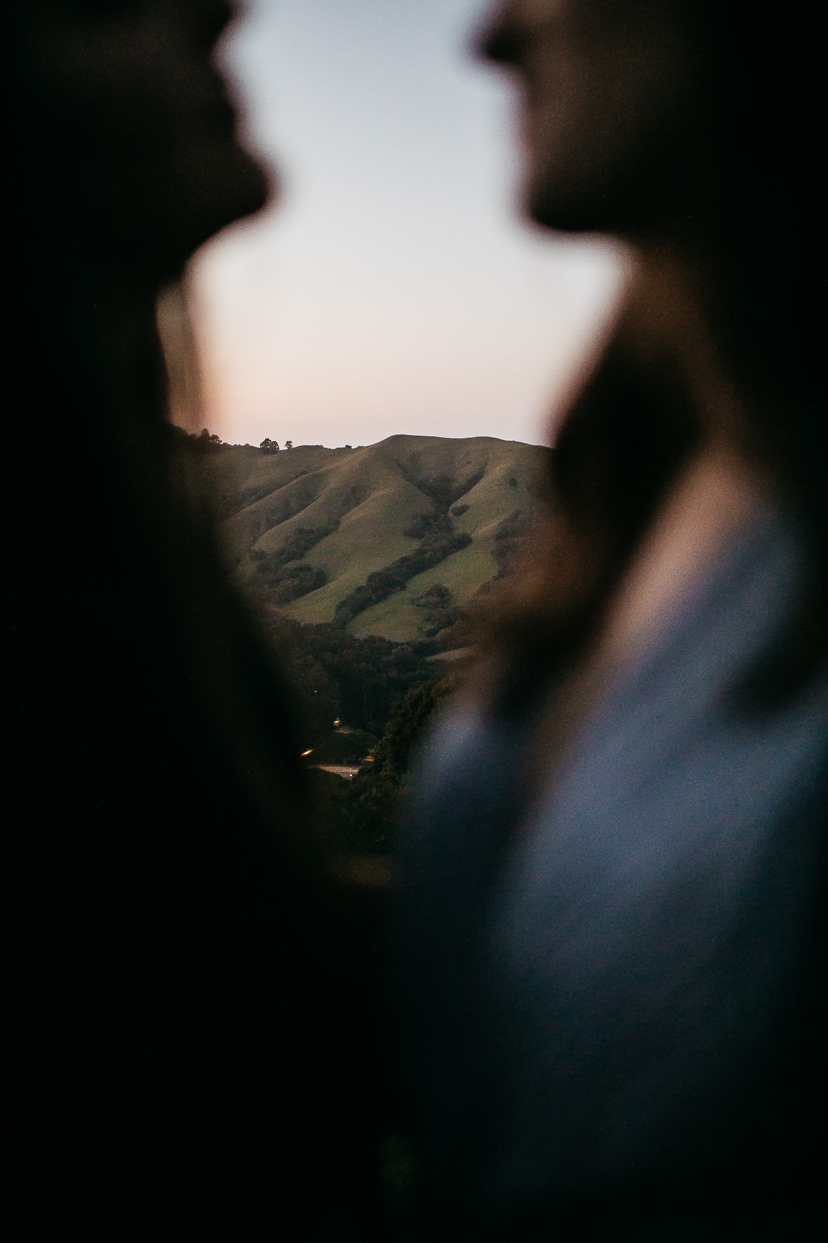 oakland-hills-sunset-engagement-golden-light-session-37