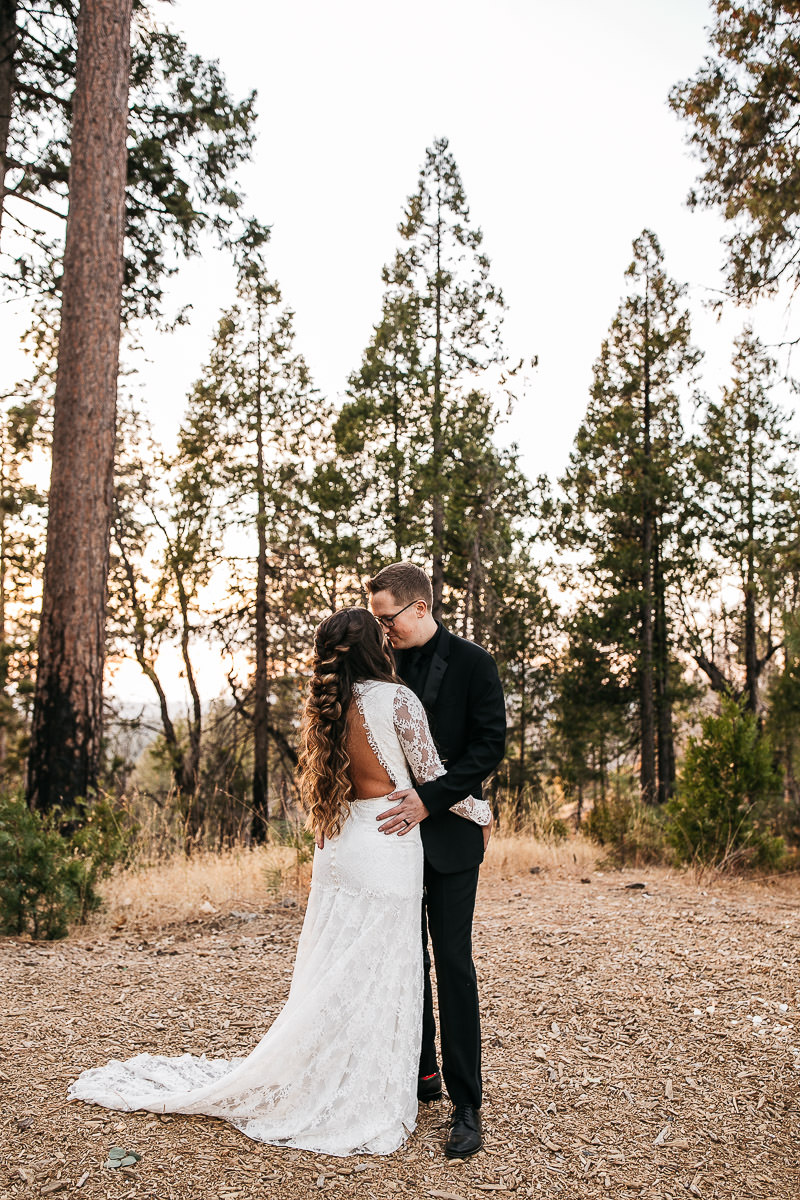 yosemite-rush-creek-fall-wedding-goldendoodle-87