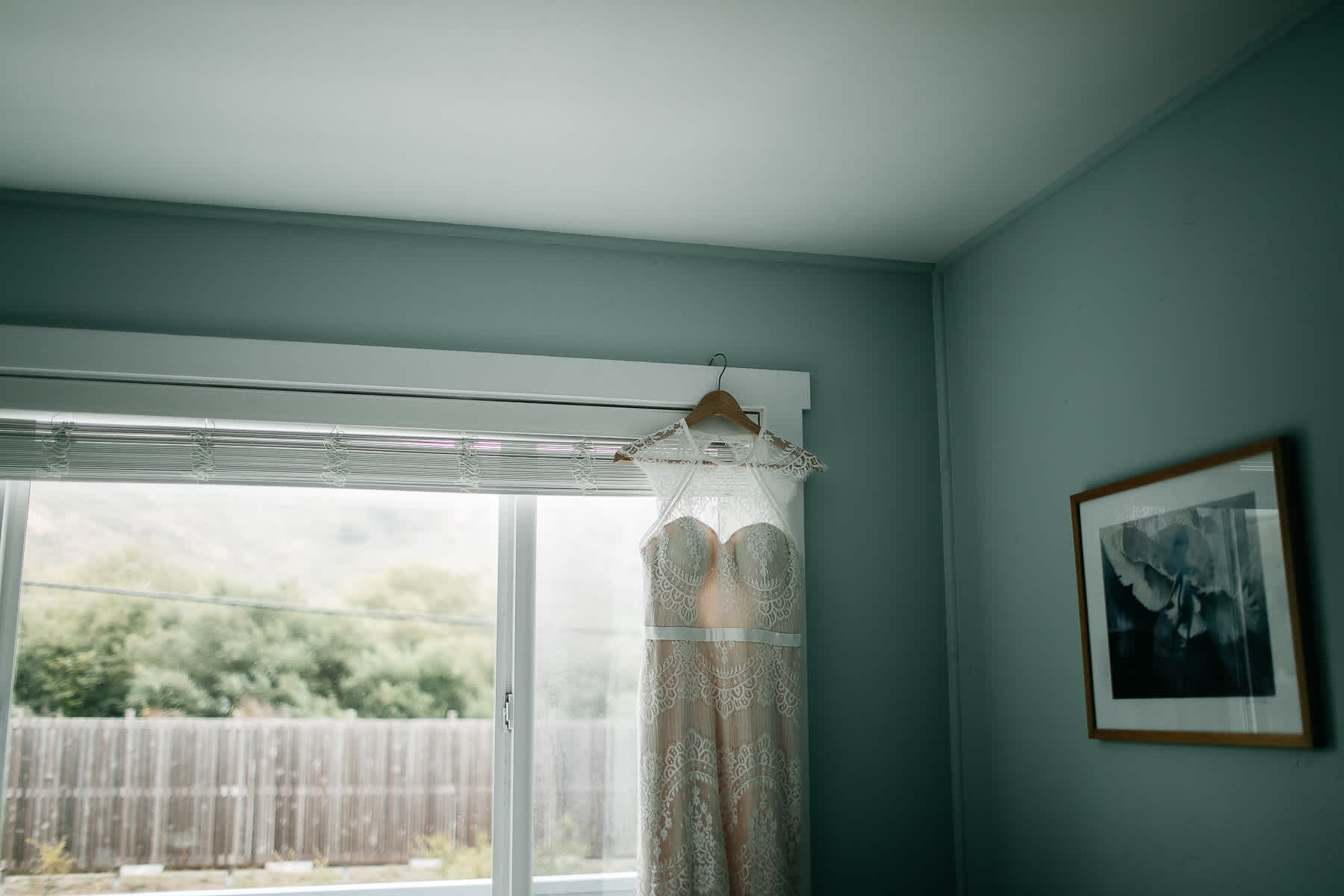 muir-beach-pelican-inn-foggy-wedding-7