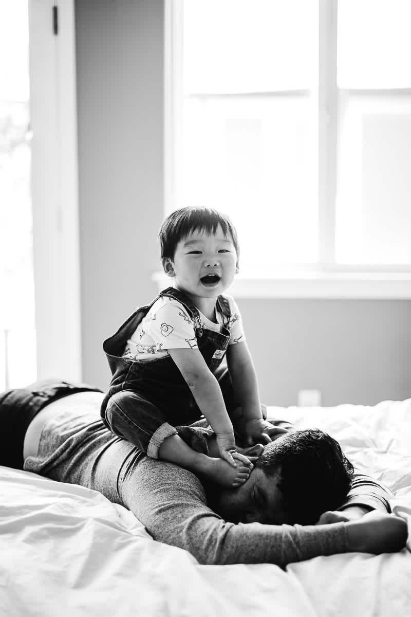 san-jose-family-lifestyle-newborn-rainy-day-shoot-35