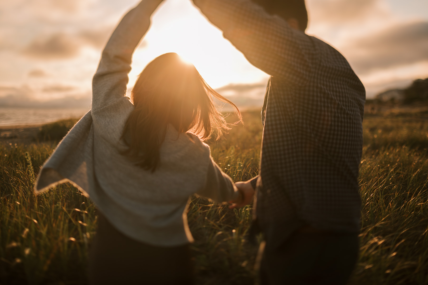 alameda-beach-golden-light-engagement-session-23