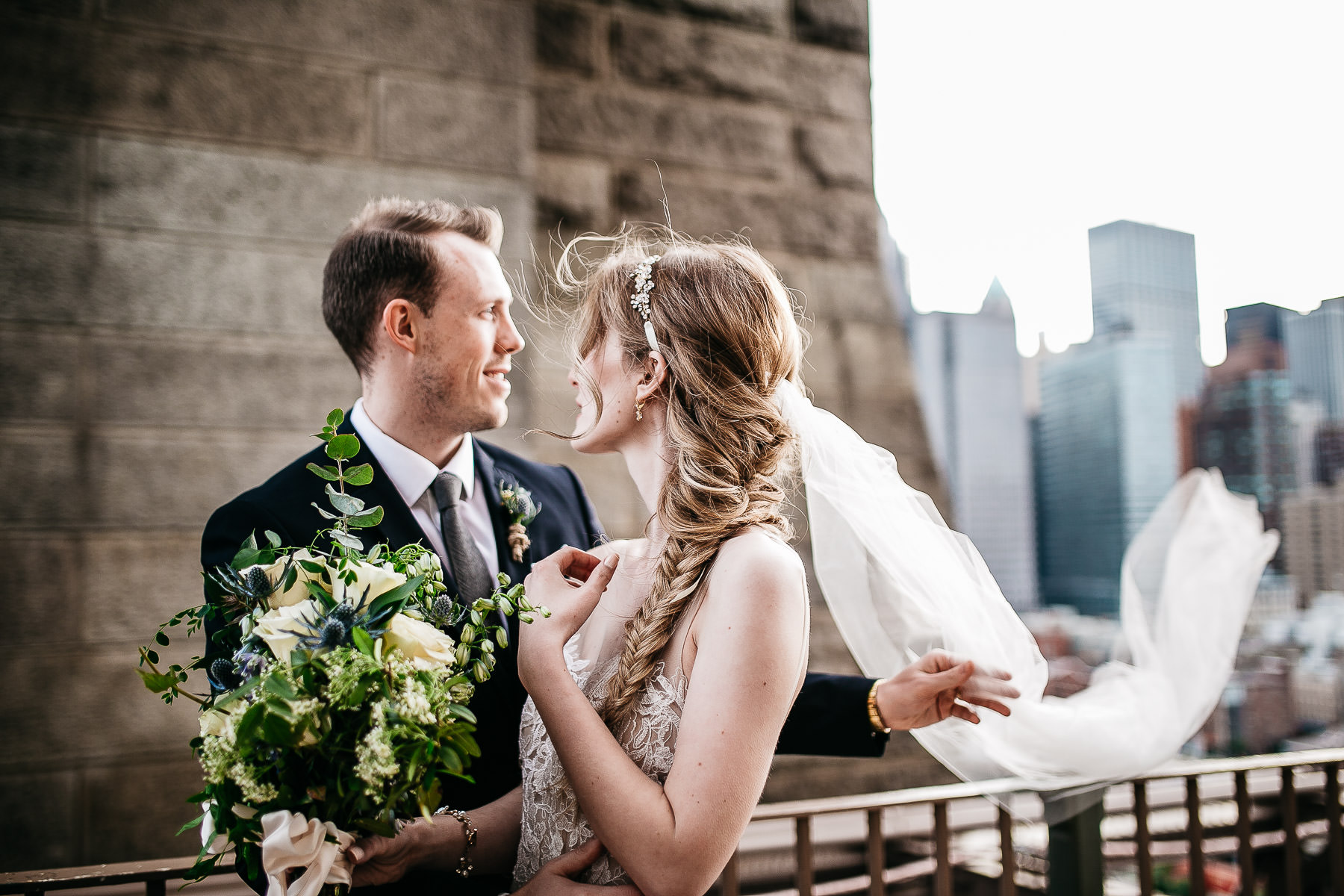 nyc-bhldn-stylized-brooklyn-bridge-elopement-29