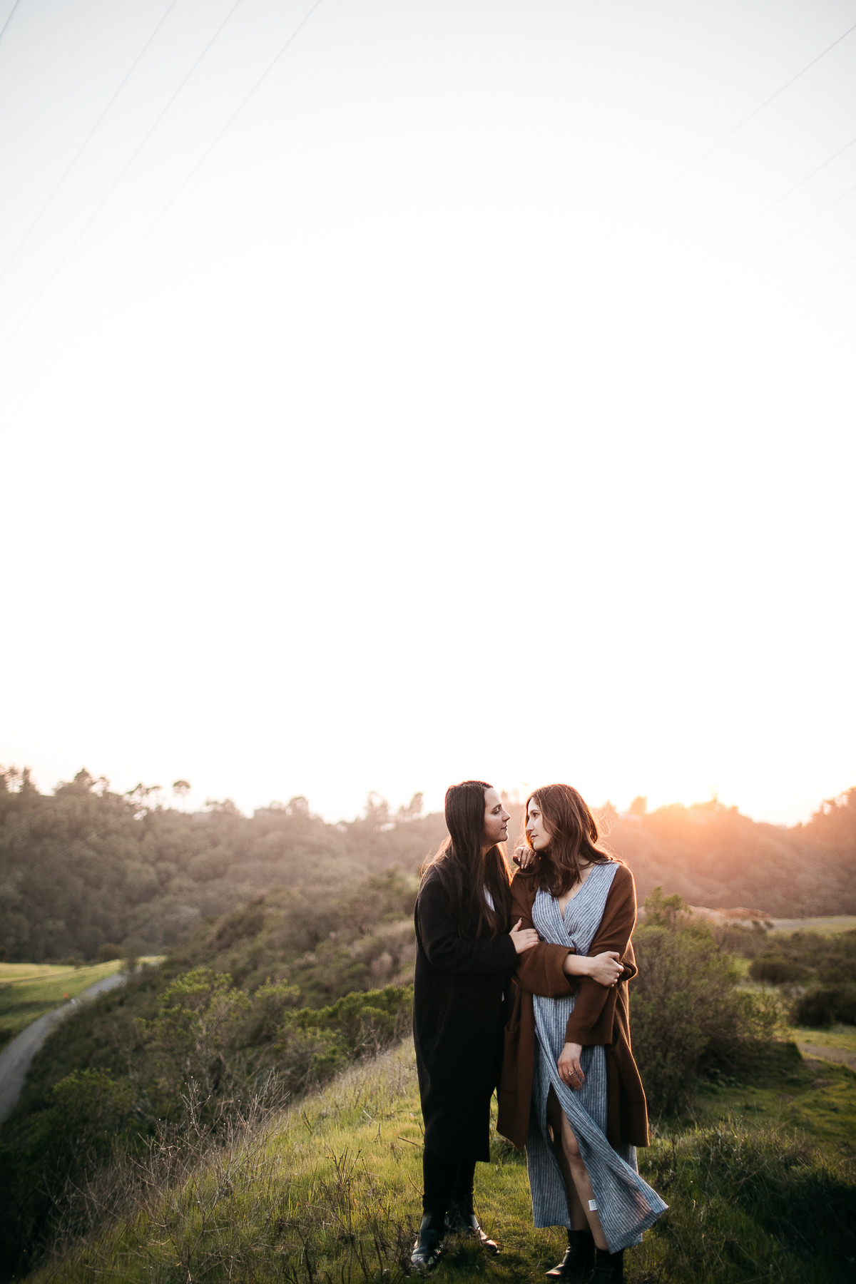 oakland-hills-sunset-engagement-golden-light-session-21