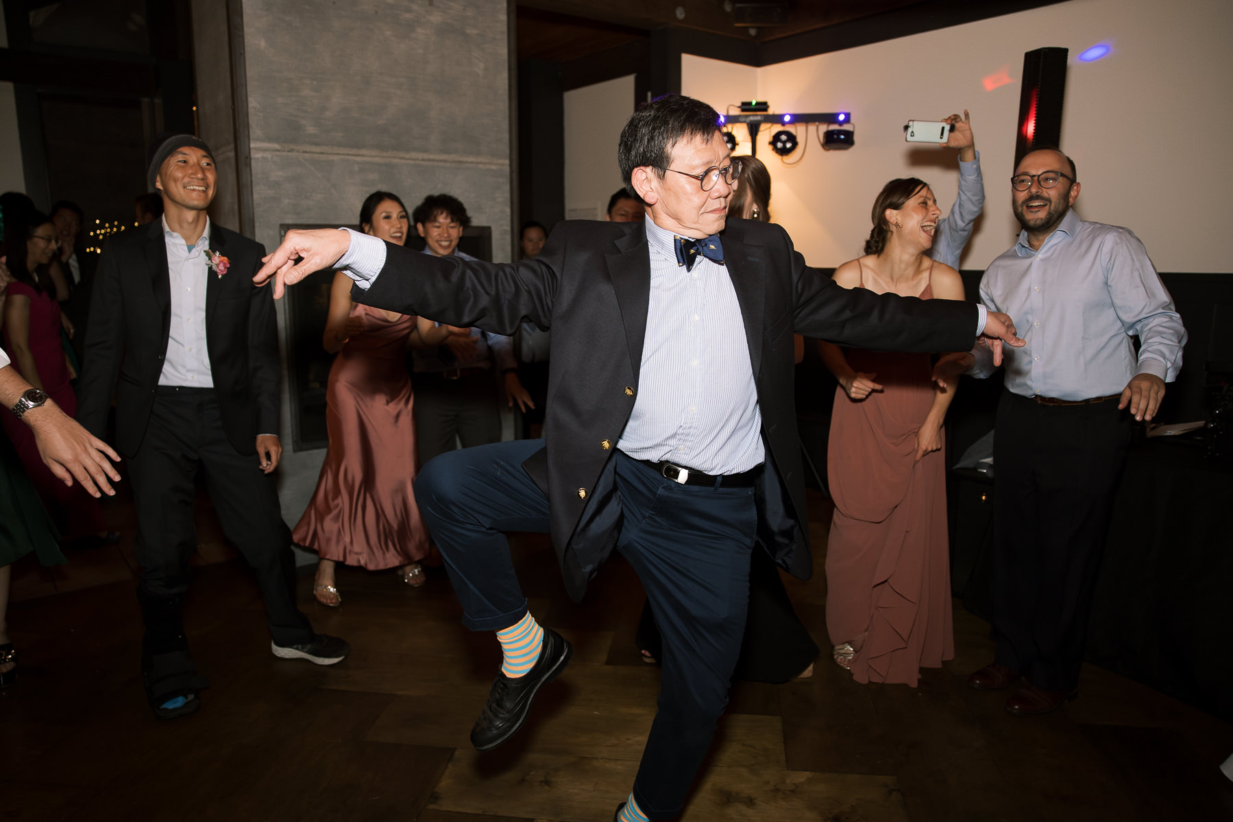 Stavrand-Russian-River-intimate-fall-wedding-141