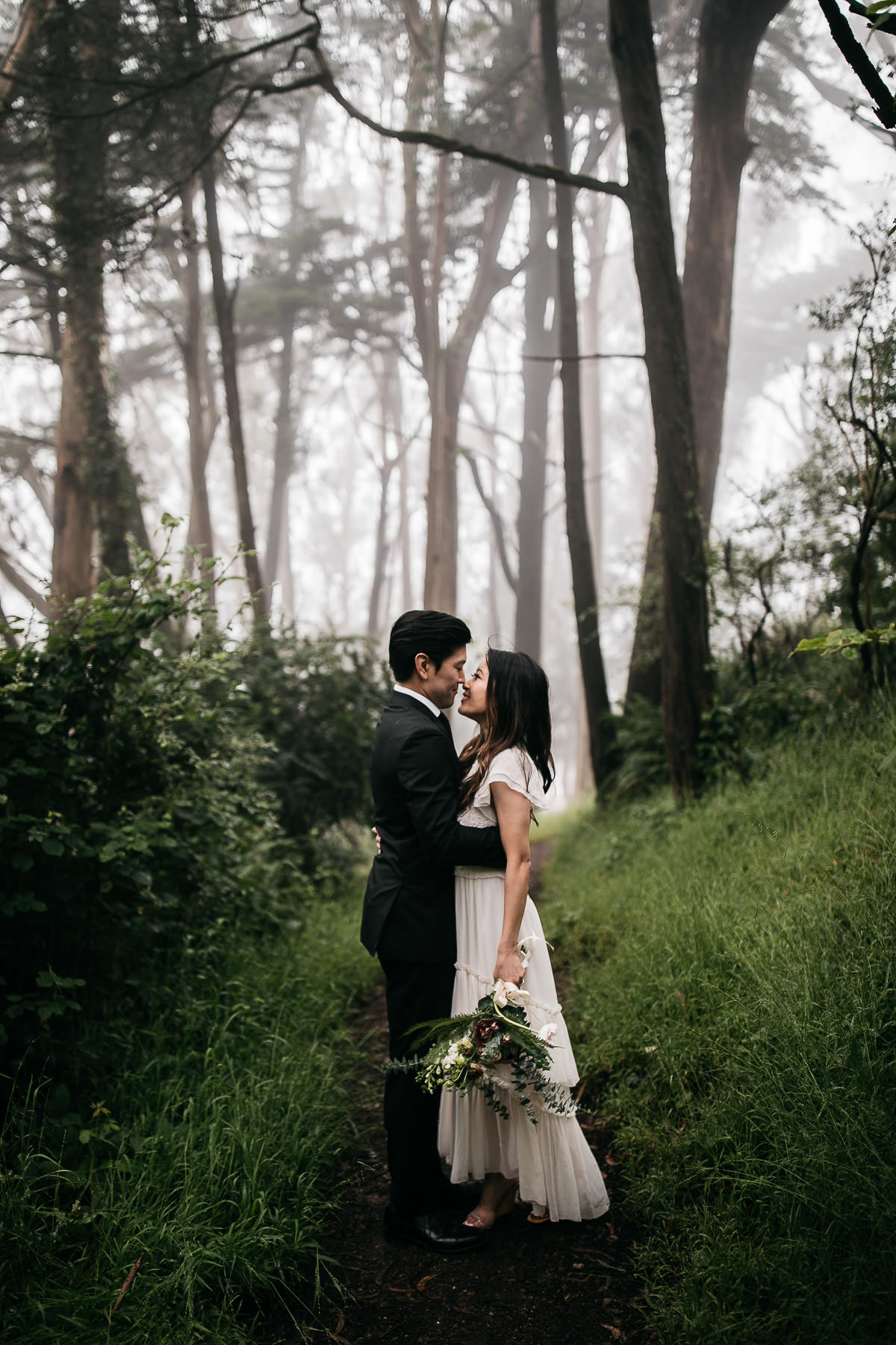 foggy-san-francisco-city-hall-elopement-mt-davidson-summer-46
