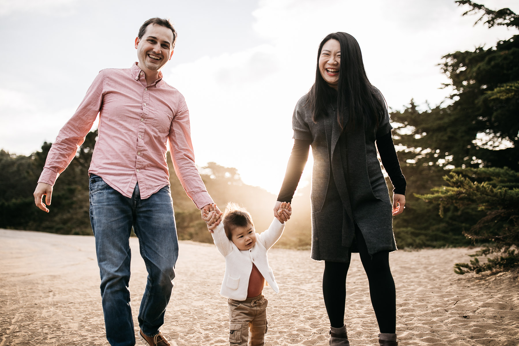 fort-funston-golden-light-winter-family-session-one-year-old-11