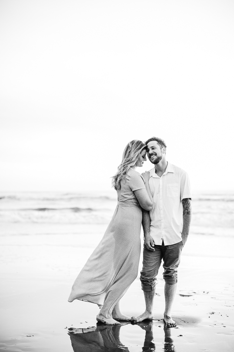 fort-funston-engagement-session-sunset-fun-beach-session-52