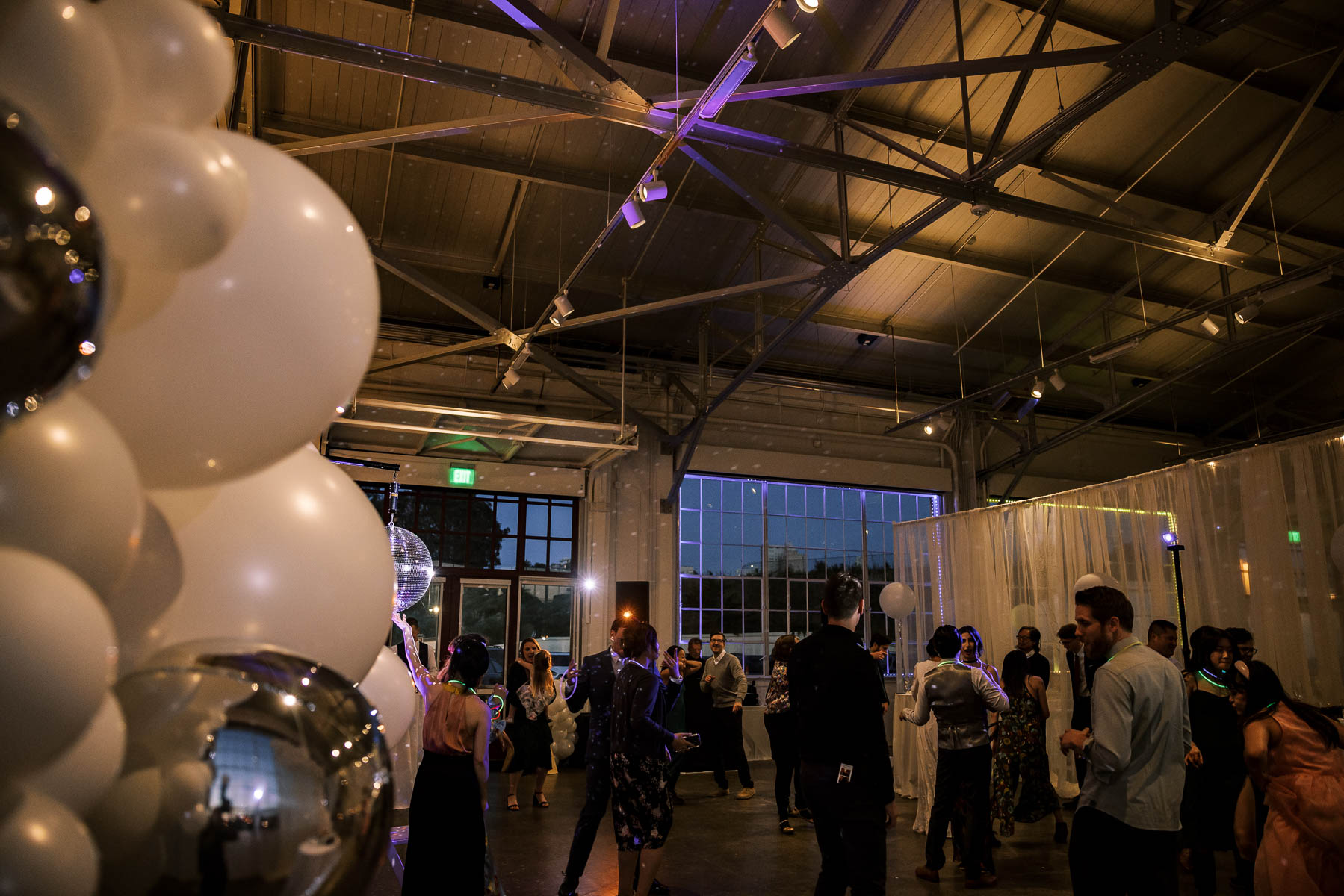 San-Francisco-Gallery-308-disco-balls-graphic-designer-wedding-158
