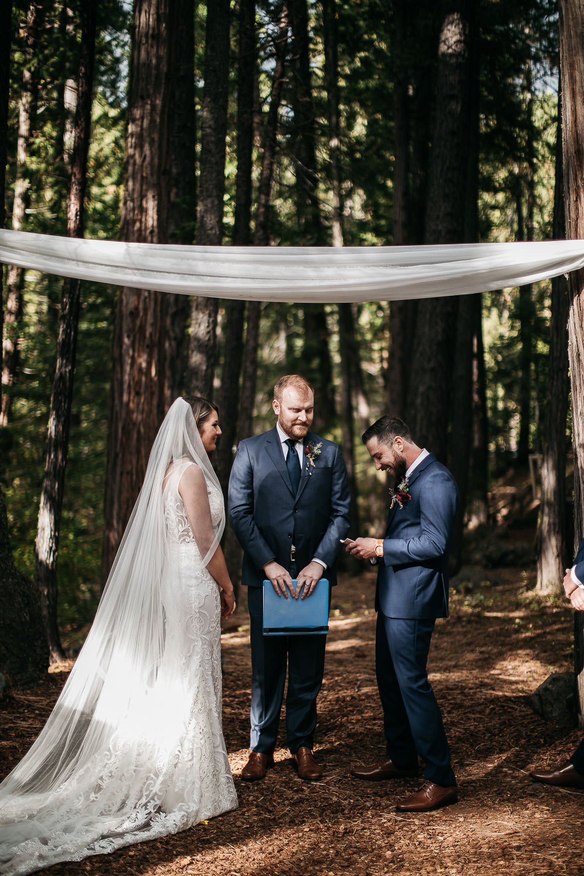 twenty-mile-house-fall-rainy-wedding-39