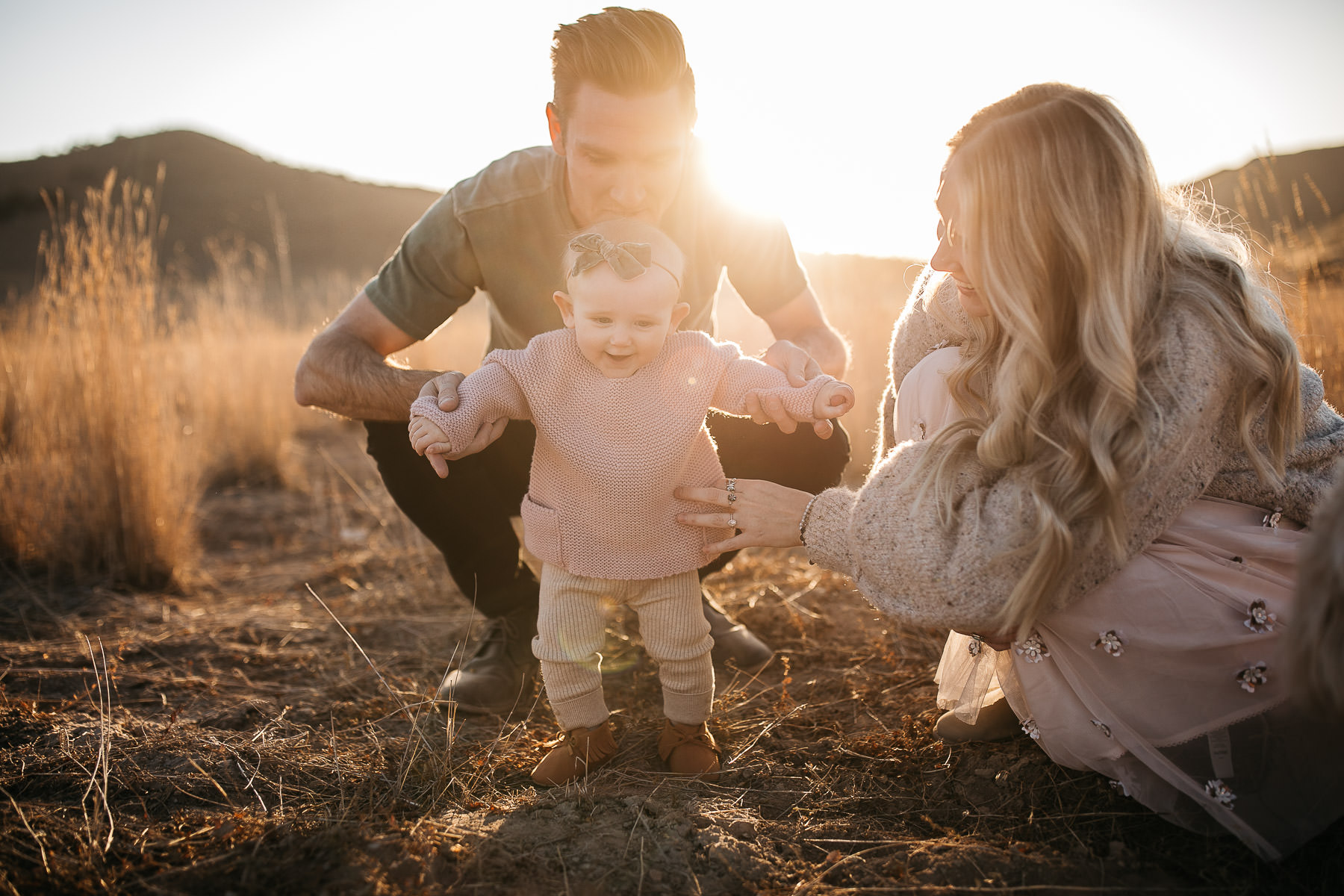 golden-hills-sunset-lifestyle-session-family-with-goldendoodle-16