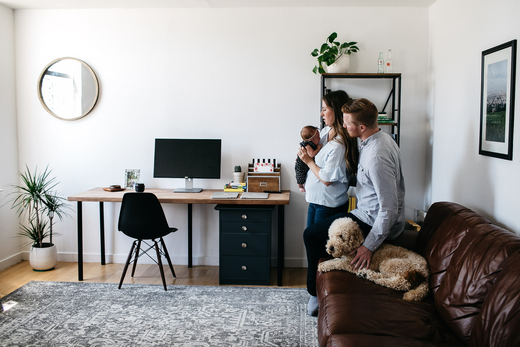 san-francisco-lifestyle-in-home-newborn-with-dog-12
