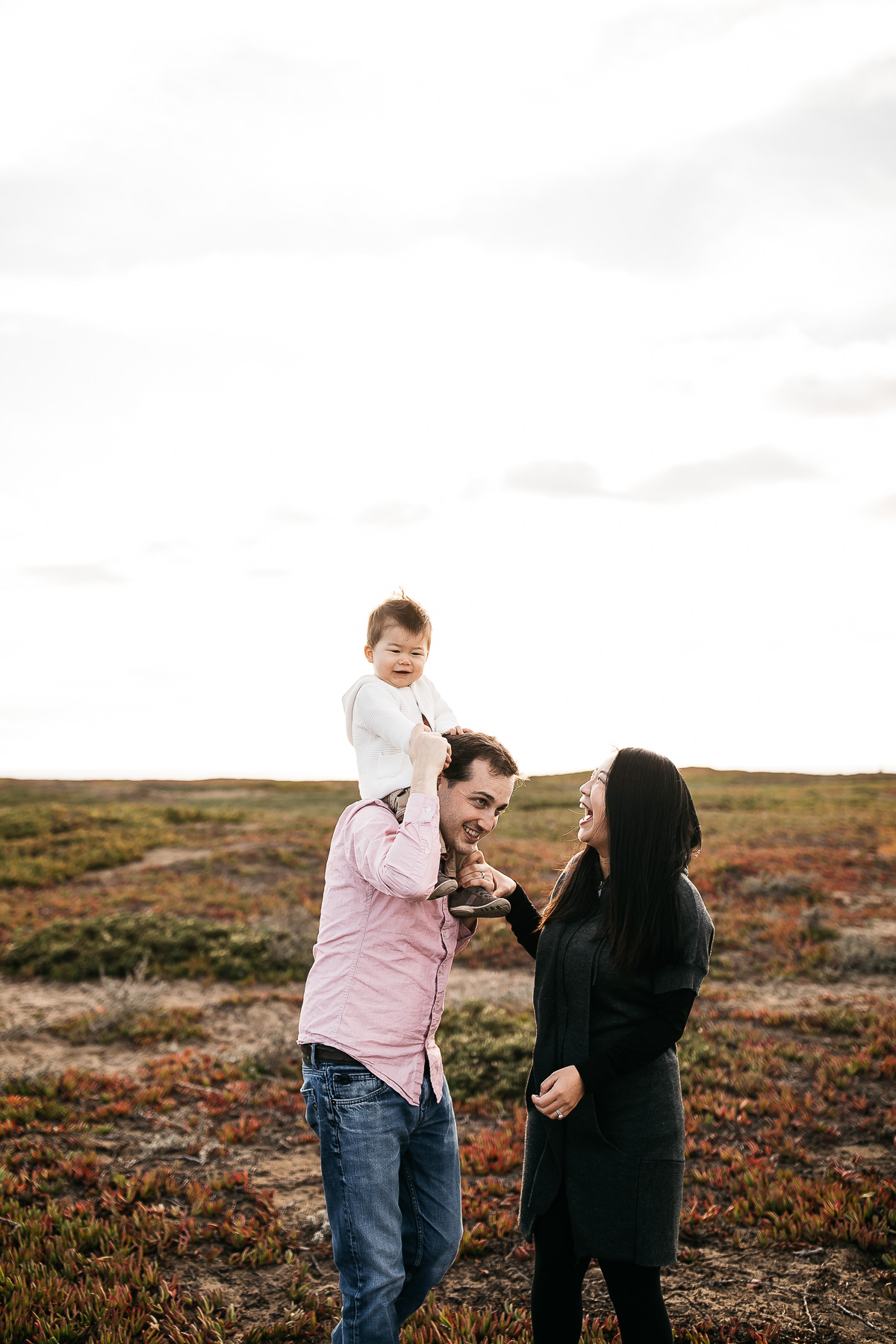 fort-funston-golden-light-winter-family-session-one-year-old-5
