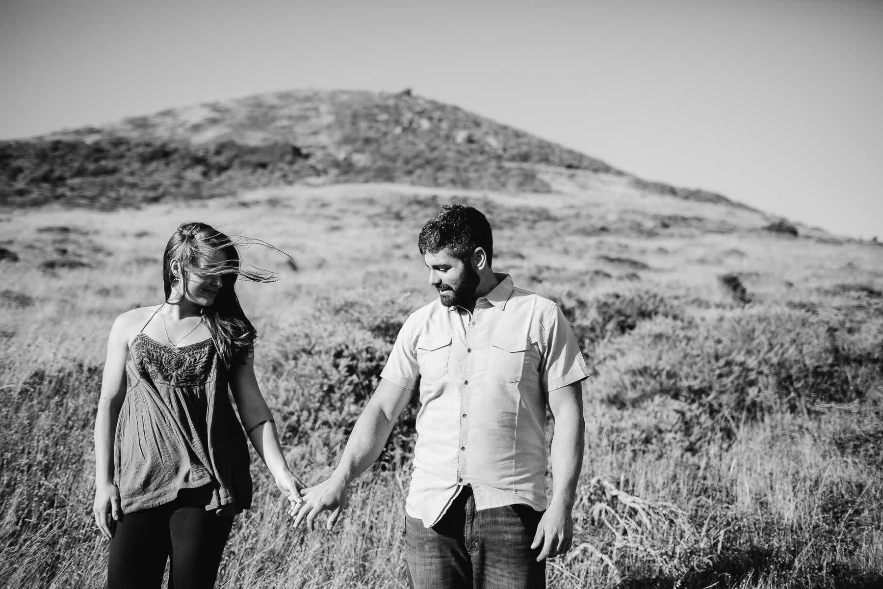 marin-headlands-rodeo-beach-lifestyle-laughter-engagement-session-3
