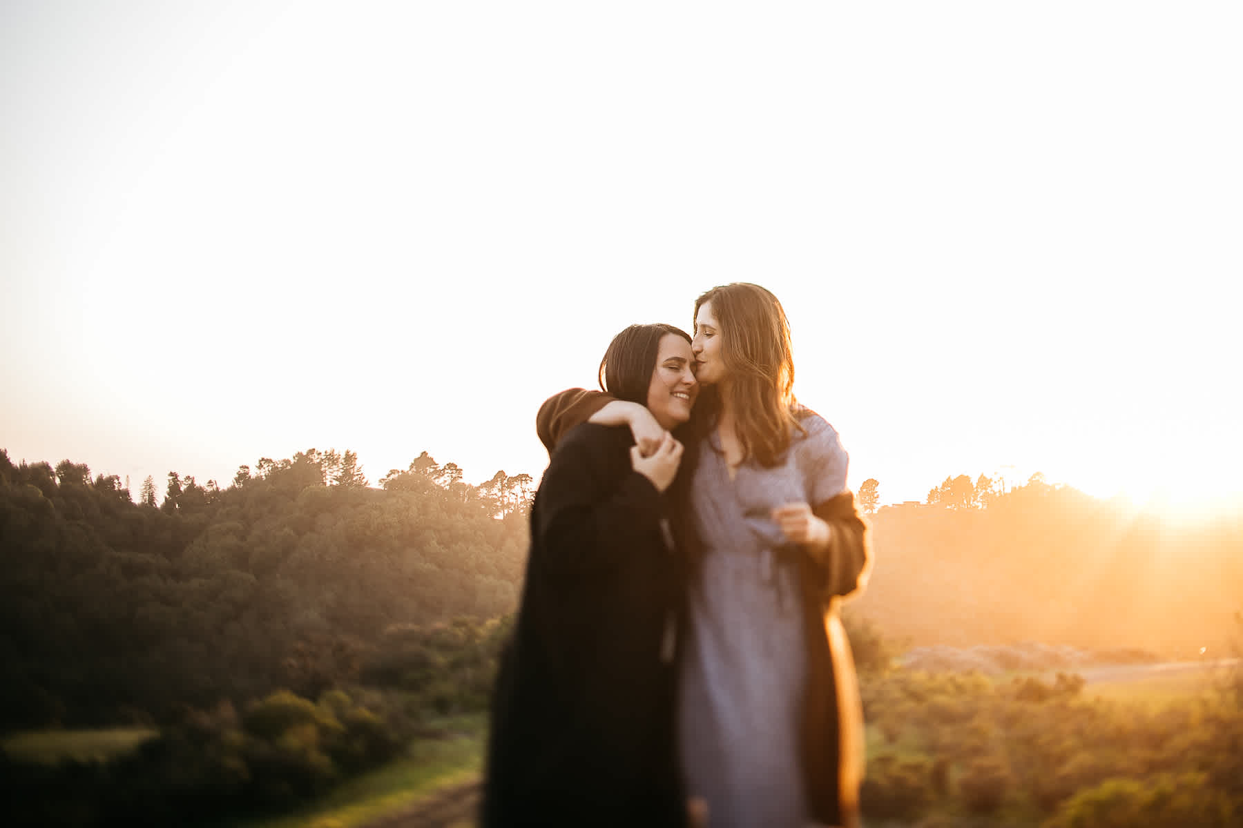 oakland-hills-sunset-engagement-golden-light-session-16