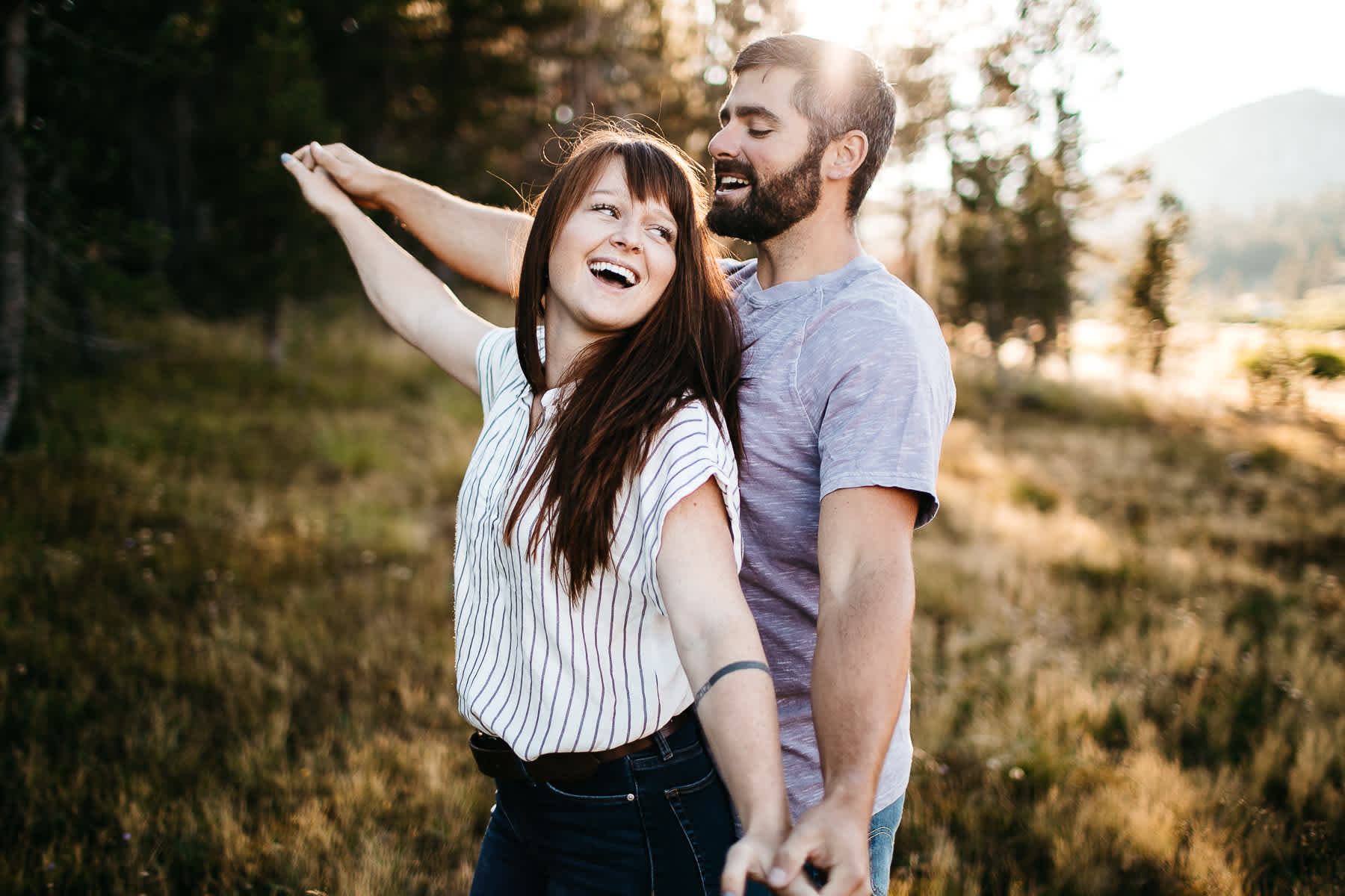 lake-tahoe-anniversary-couple-session-with-a-puppy-3