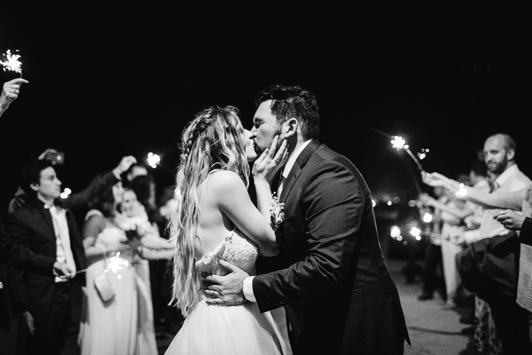 malibu-gloomy-summer-romantic-wedding-110