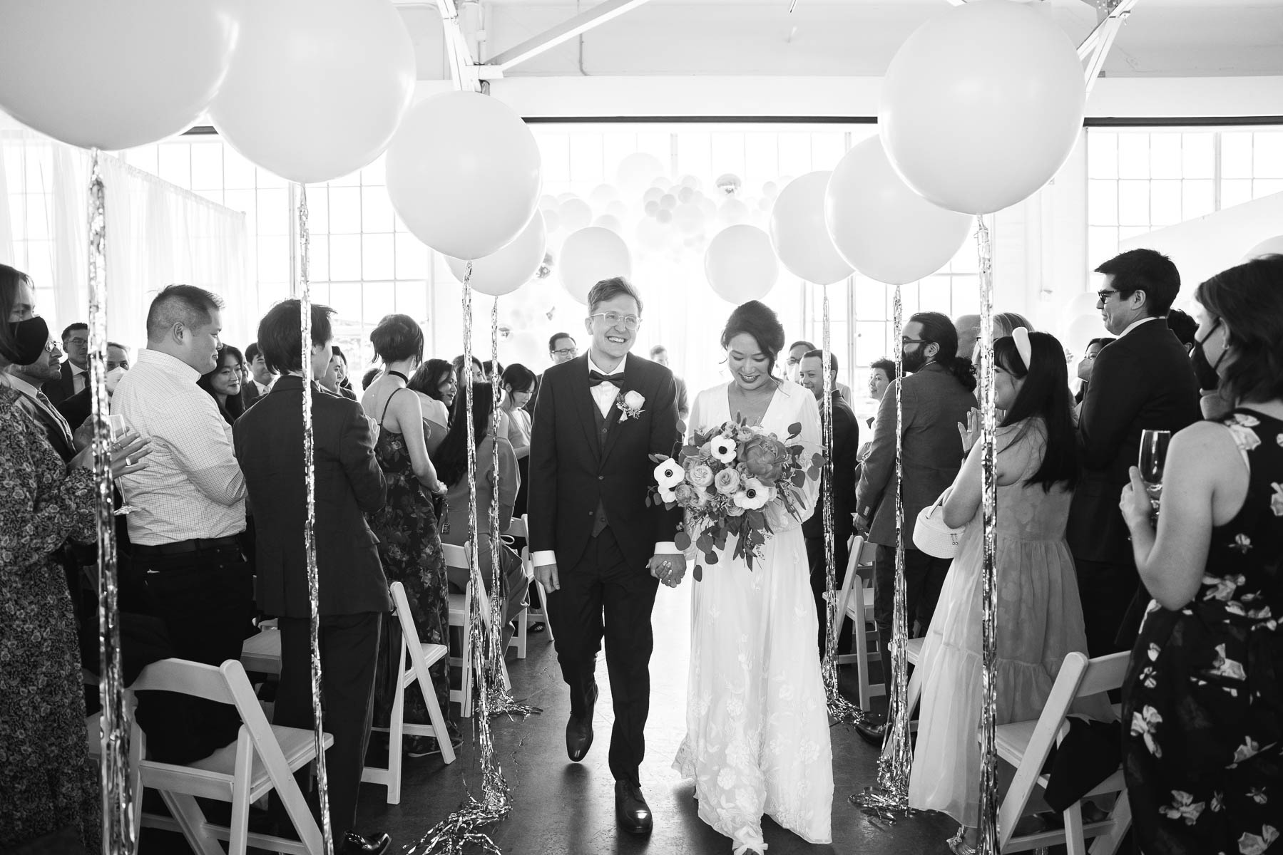 San-Francisco-Gallery-308-disco-balls-graphic-designer-wedding-64