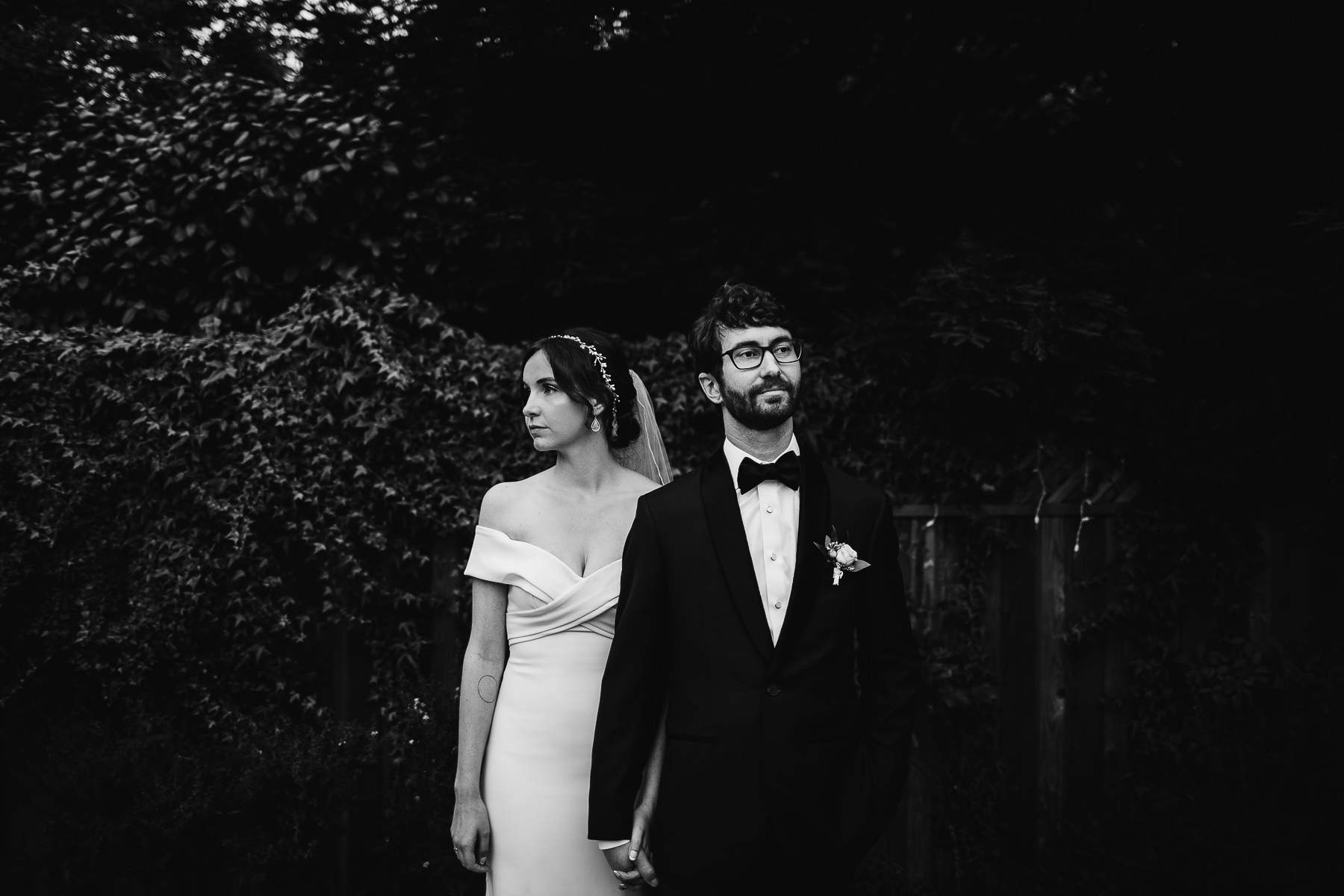 bodega-bay-secret-garden-gloomy-fall-wedding-113