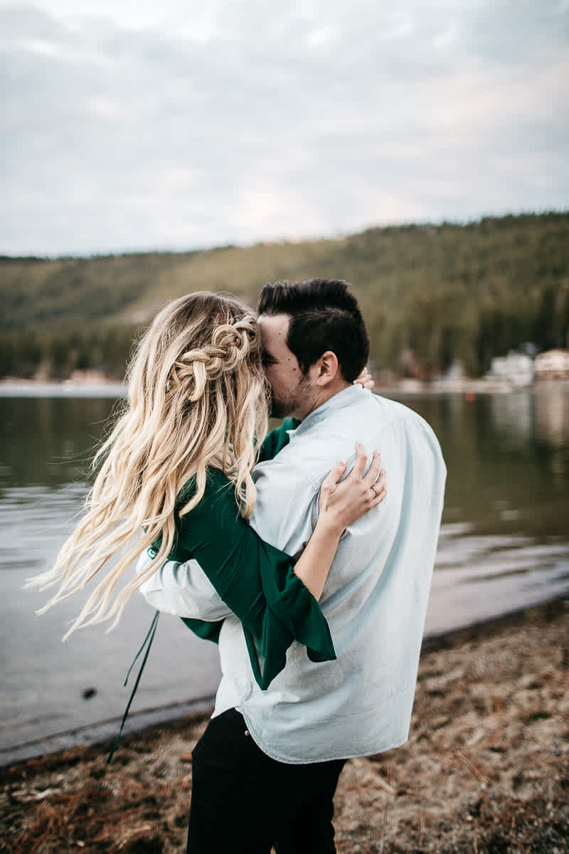 donner-lake-tahoe-national-forest-fall-engagement-session-42
