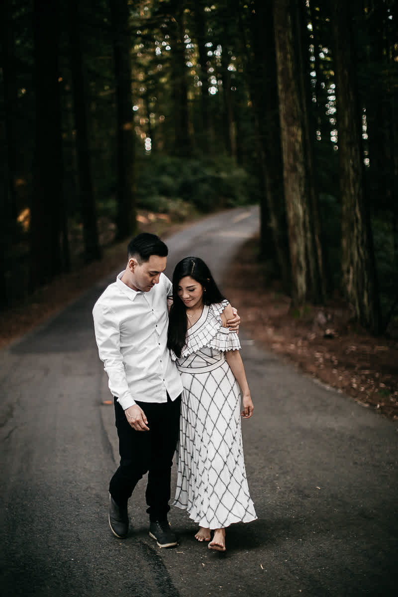 stinson-beach-muir-woods-sf-fun-quirky-engagement-session-11