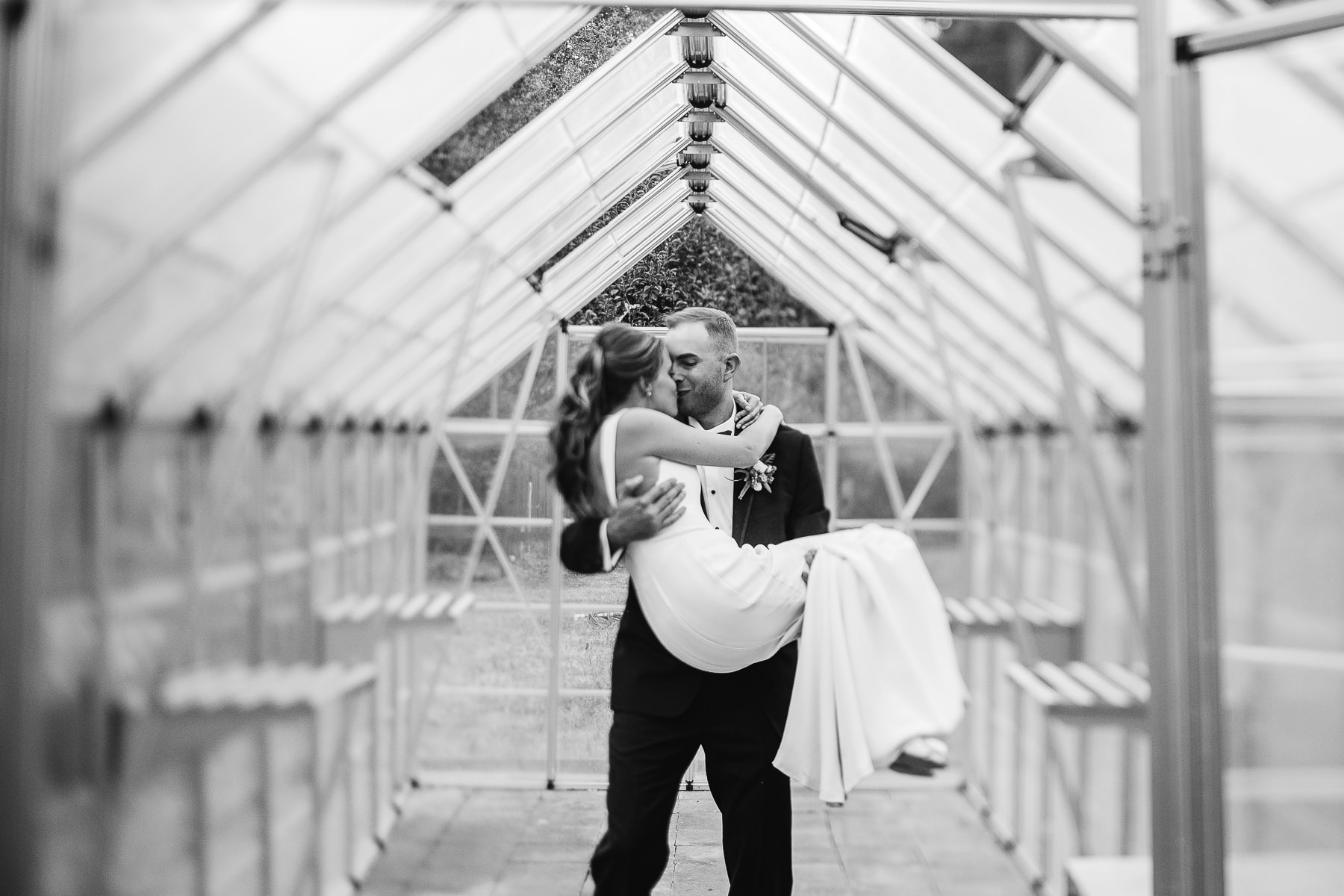 applewood-inn-Guerneville-ca-fall-wedding-day-74