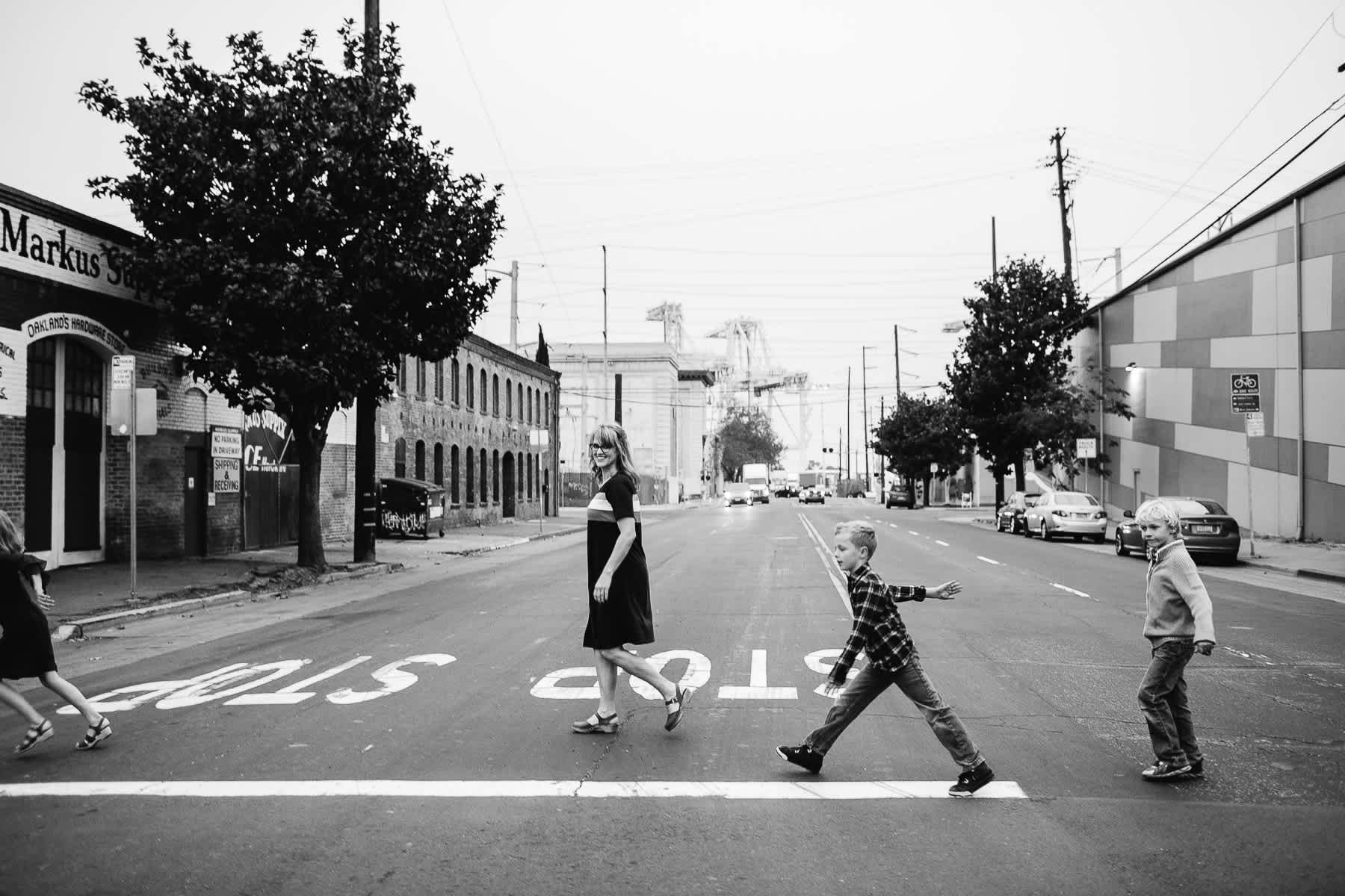 downtown-oakland-lifestyle-family-session-46