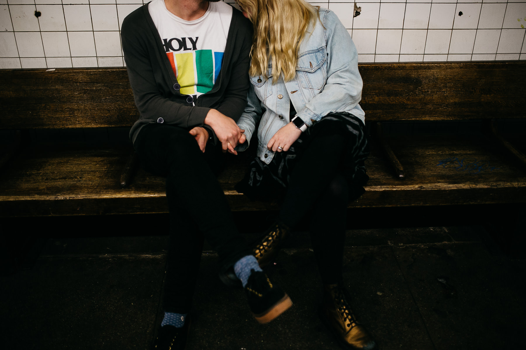 brooklyn-nyc-street-lifestyle-couple-session-27