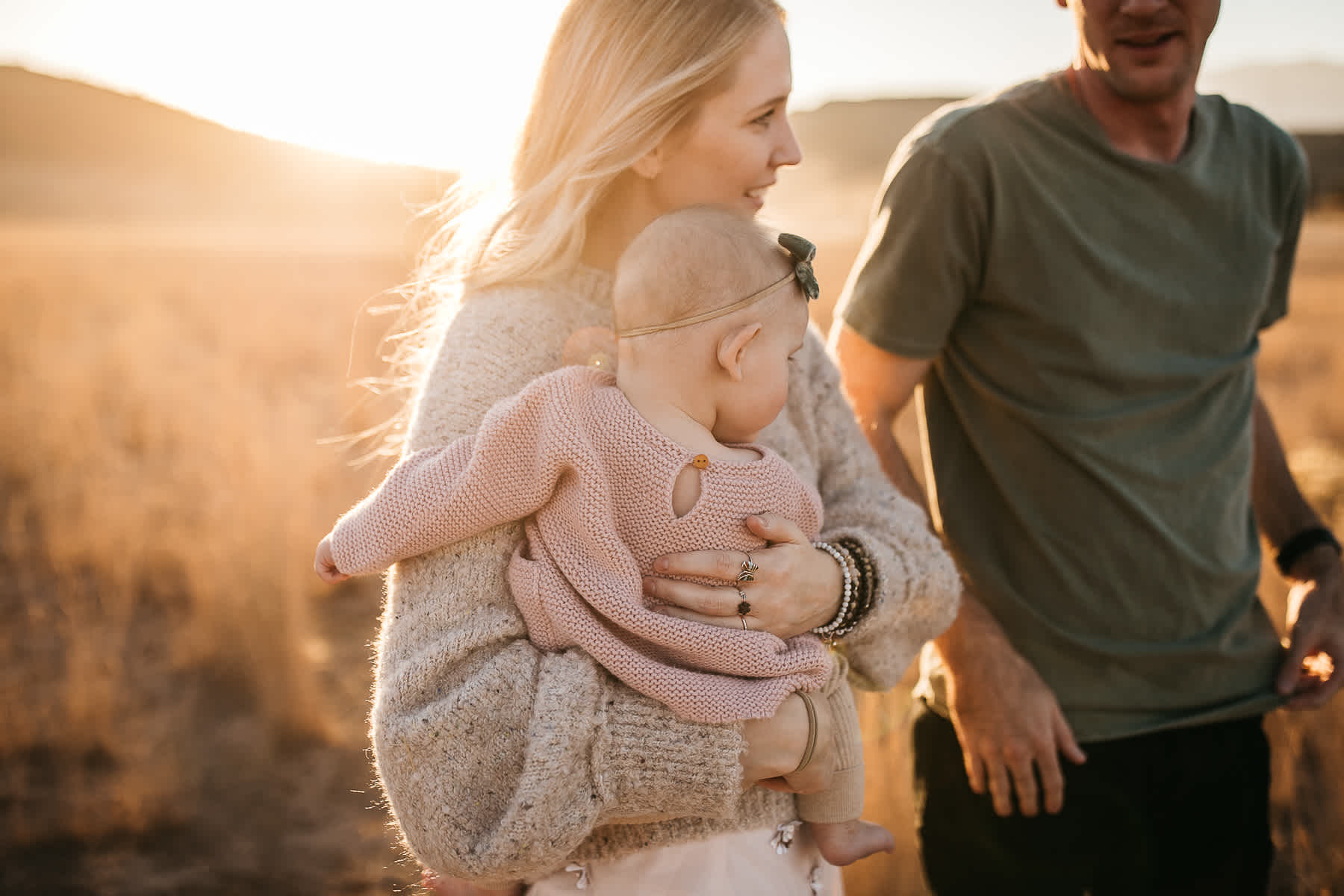 golden-hills-sunset-lifestyle-session-family-with-goldendoodle-21