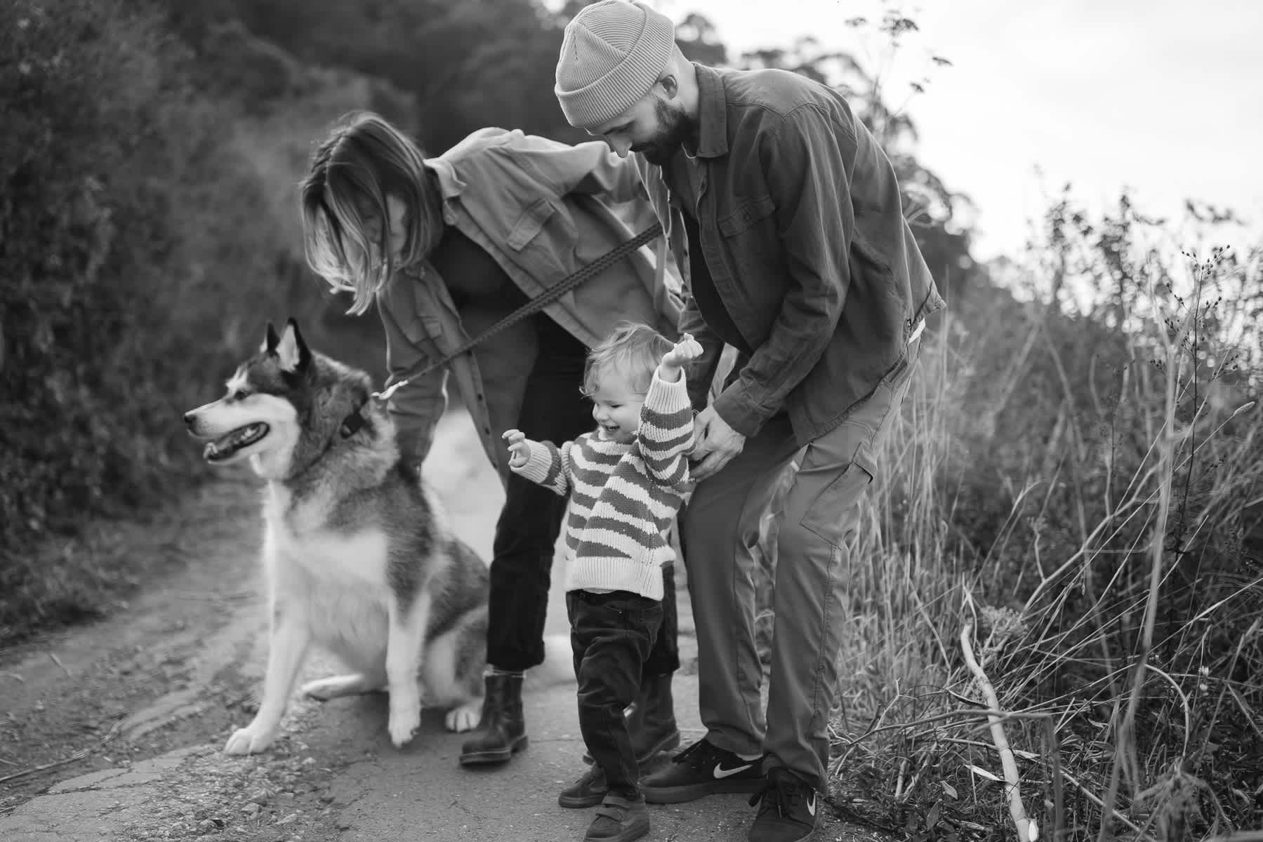 pacifica-eucalyptus-fall-family-lifestyle-session-28