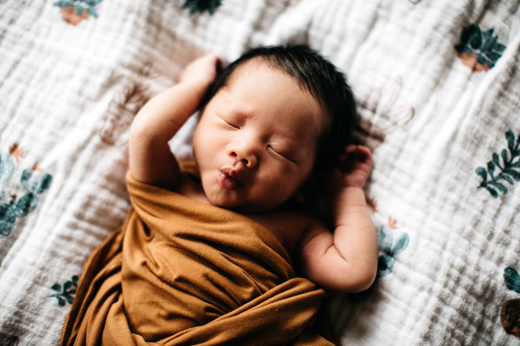 san-jose-family-lifestyle-newborn-rainy-day-shoot-31