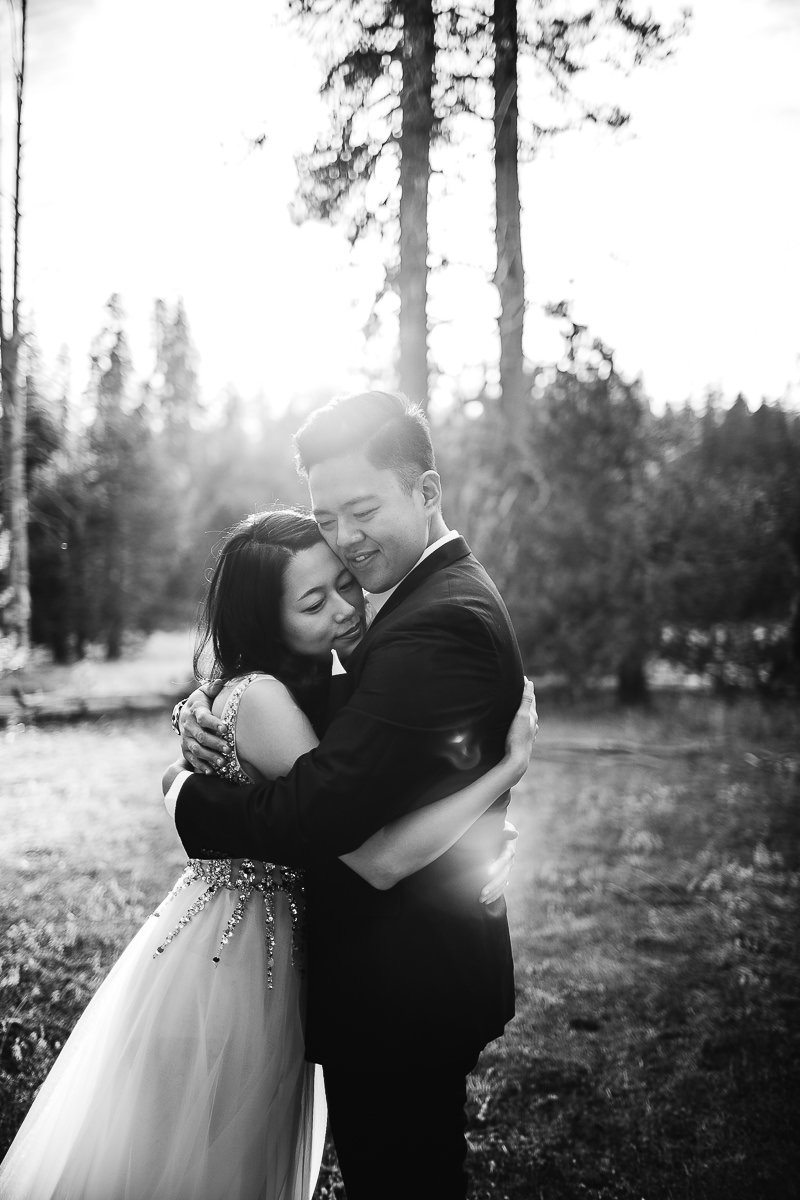 yosemite-engagement-sunset-session-10