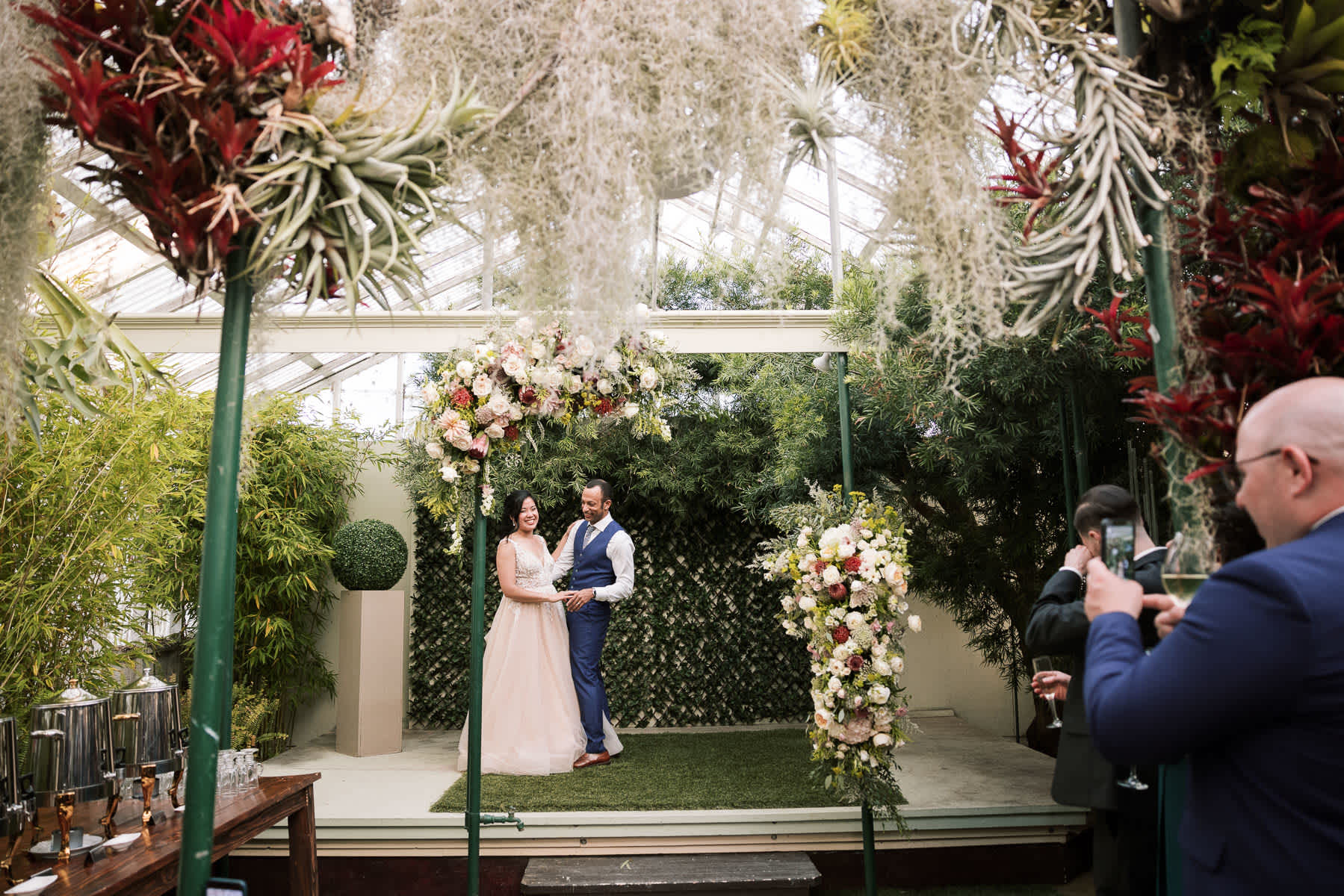 Pacifica-shelldance-orchid-gardens-summer-wedding-143