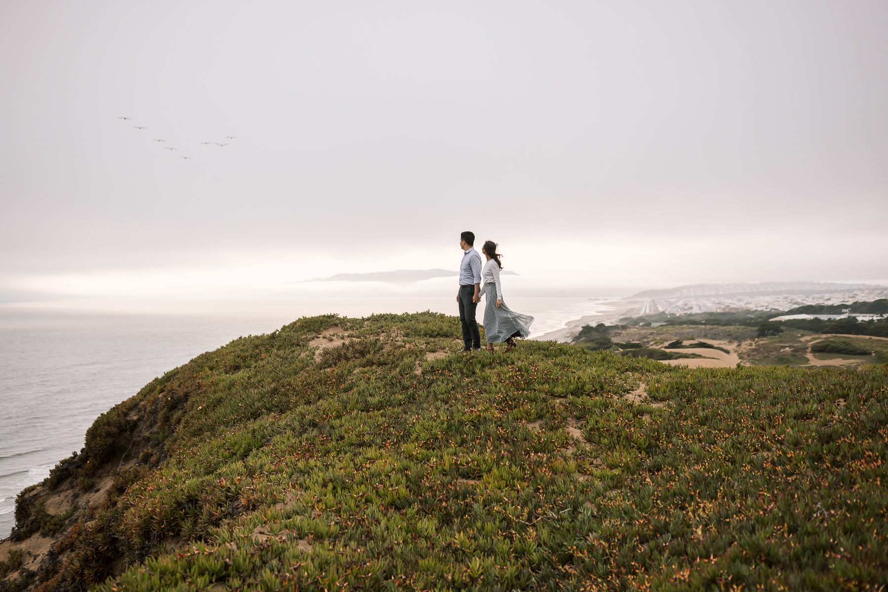 fort-funston-gloomy-fall-engagement-session-16