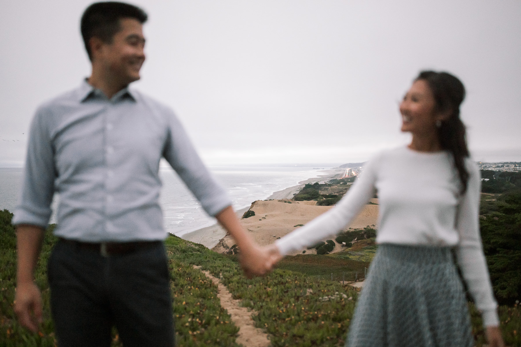 fort-funston-gloomy-fall-engagement-session-56