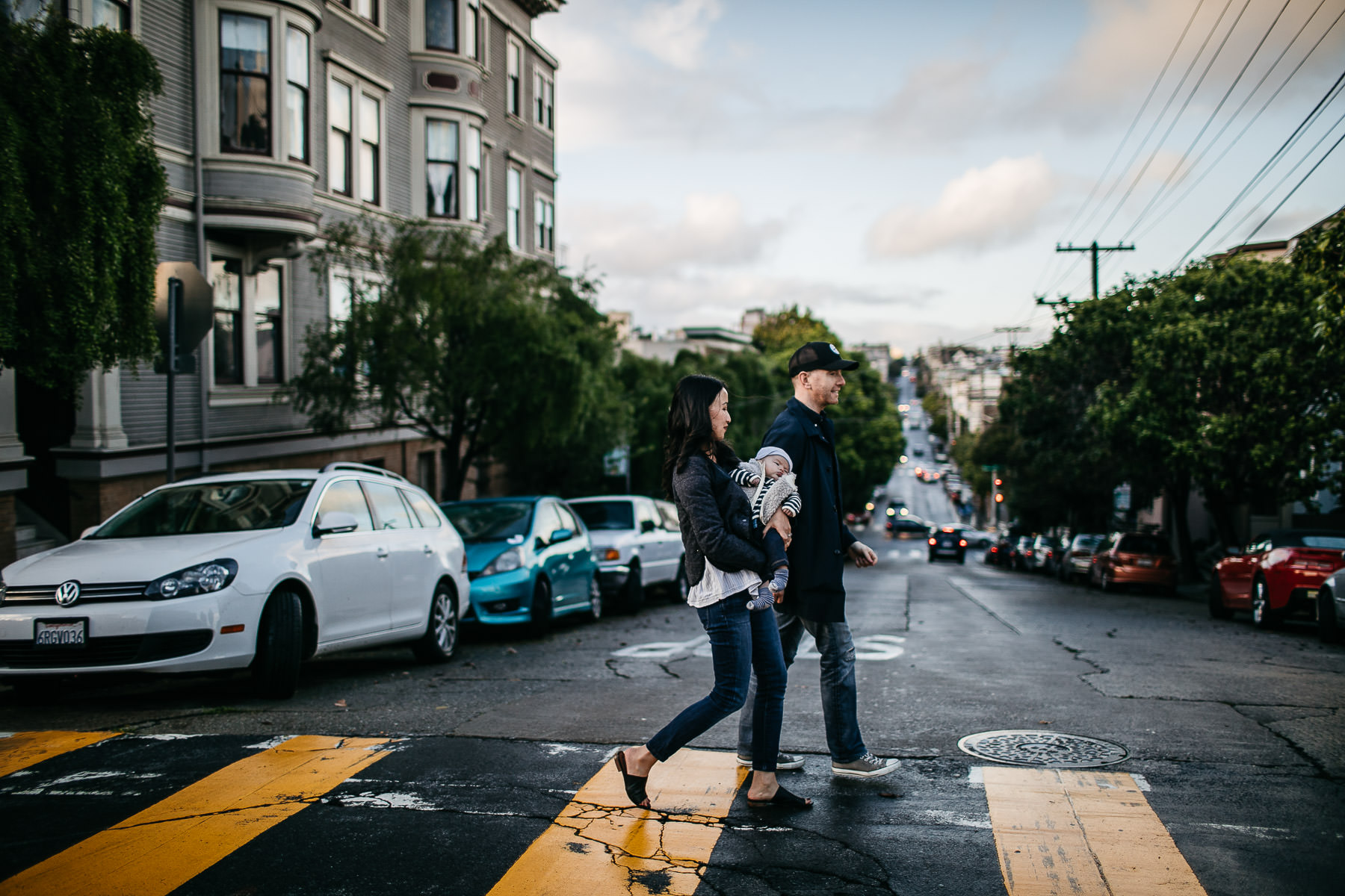 san-francisco-in-home-lifestyle-family-session-rainy-neighborhood-33