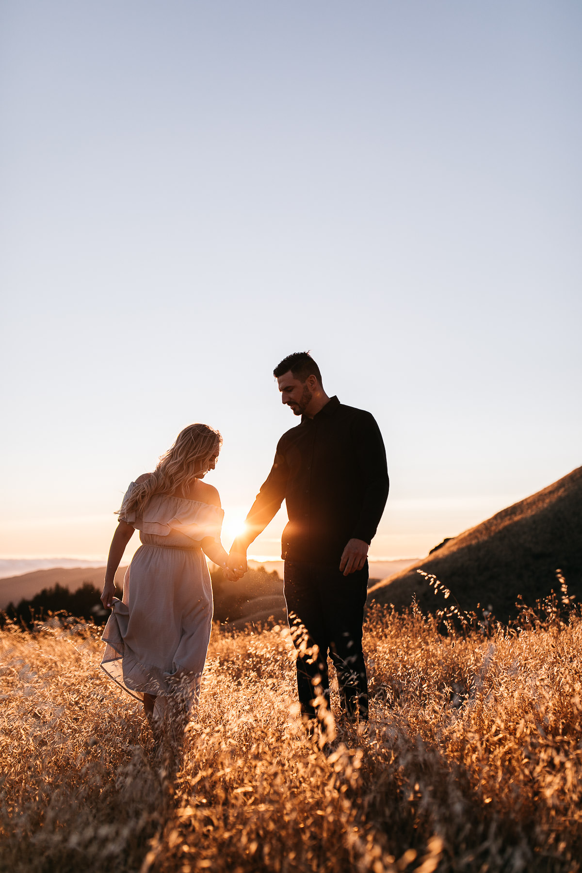 mt-tam-golden-hills-sunset-engagement-session-31