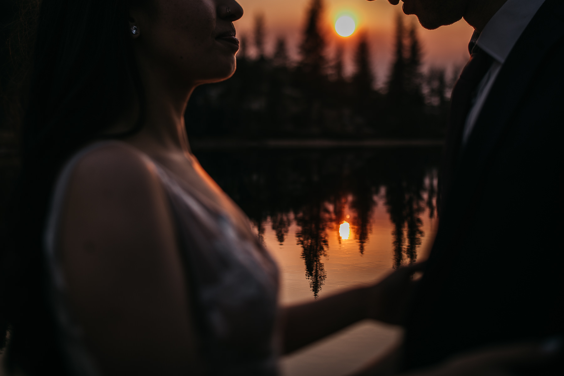 yosemite-cathedral-lake-hiking-sunset-elopement-53