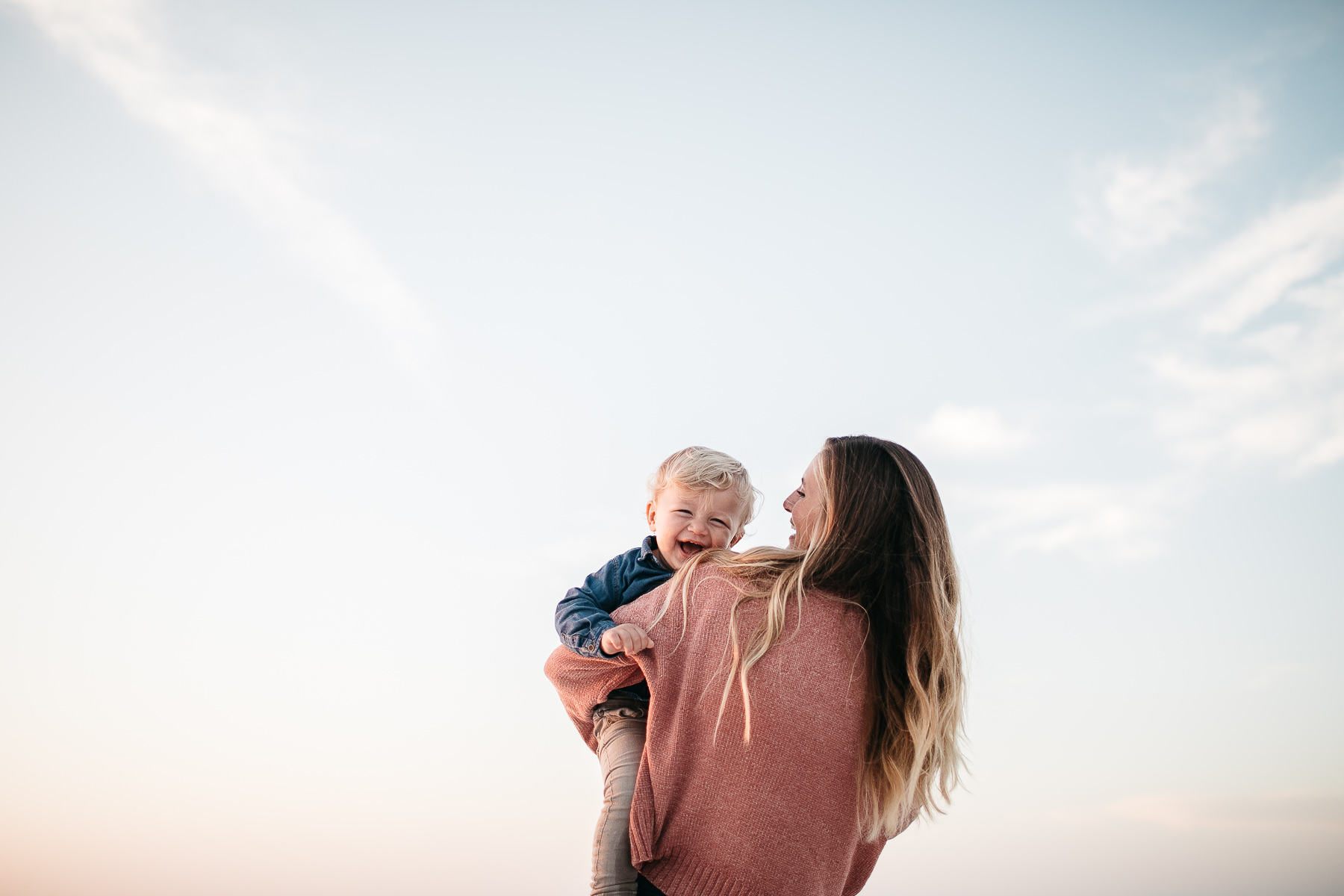 san-jose-ca-salt-flats-sunset-family-lifestyle-session-17