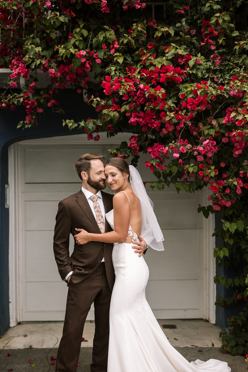 san-francisco-presidio-urban-wedding-trolley-ride-54