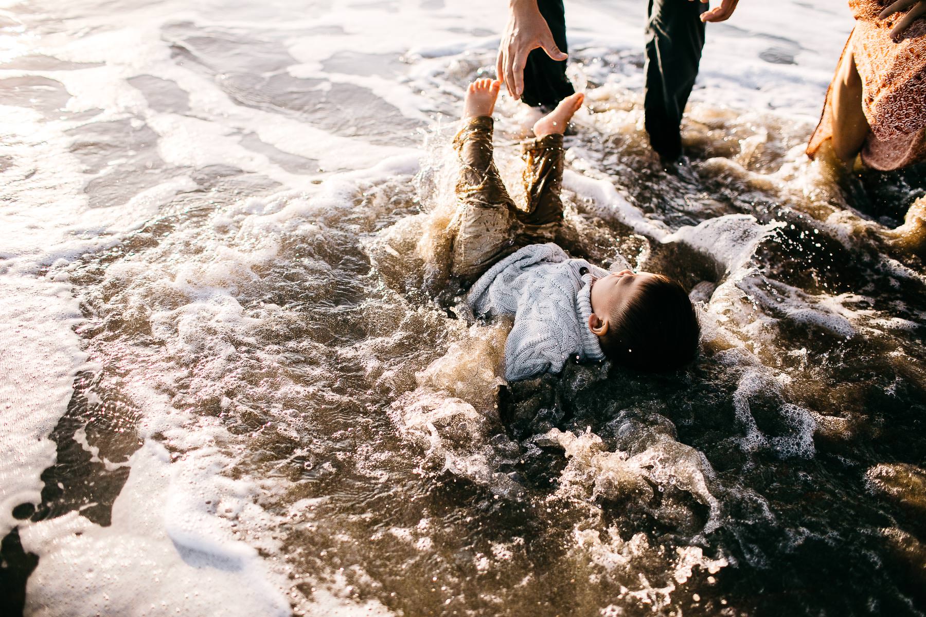 Half-moon-bay-beachy-sunset-lifestyle-family-session-15
