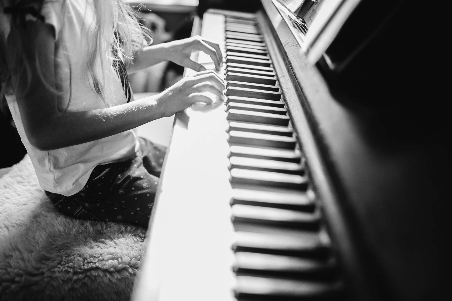 oakland-family-lifestyle-in-home-session-27