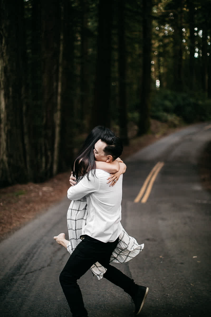 stinson-beach-muir-woods-sf-fun-quirky-engagement-session-16