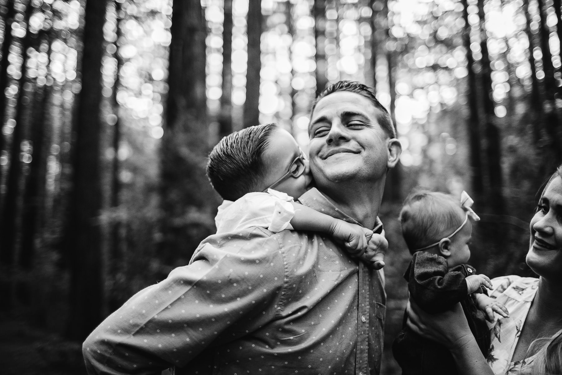 oakland-redwoods-morning-light-joaquin-miller-park-lifestyle-session-13